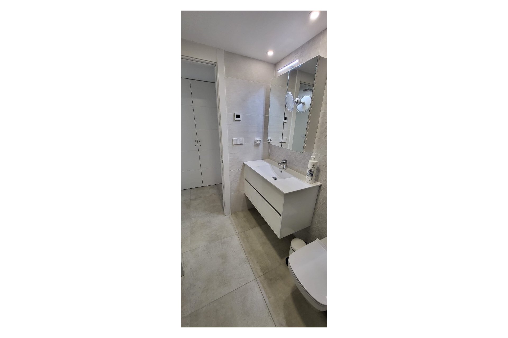 Herverkoop - Appartement / flat -
Finestrat