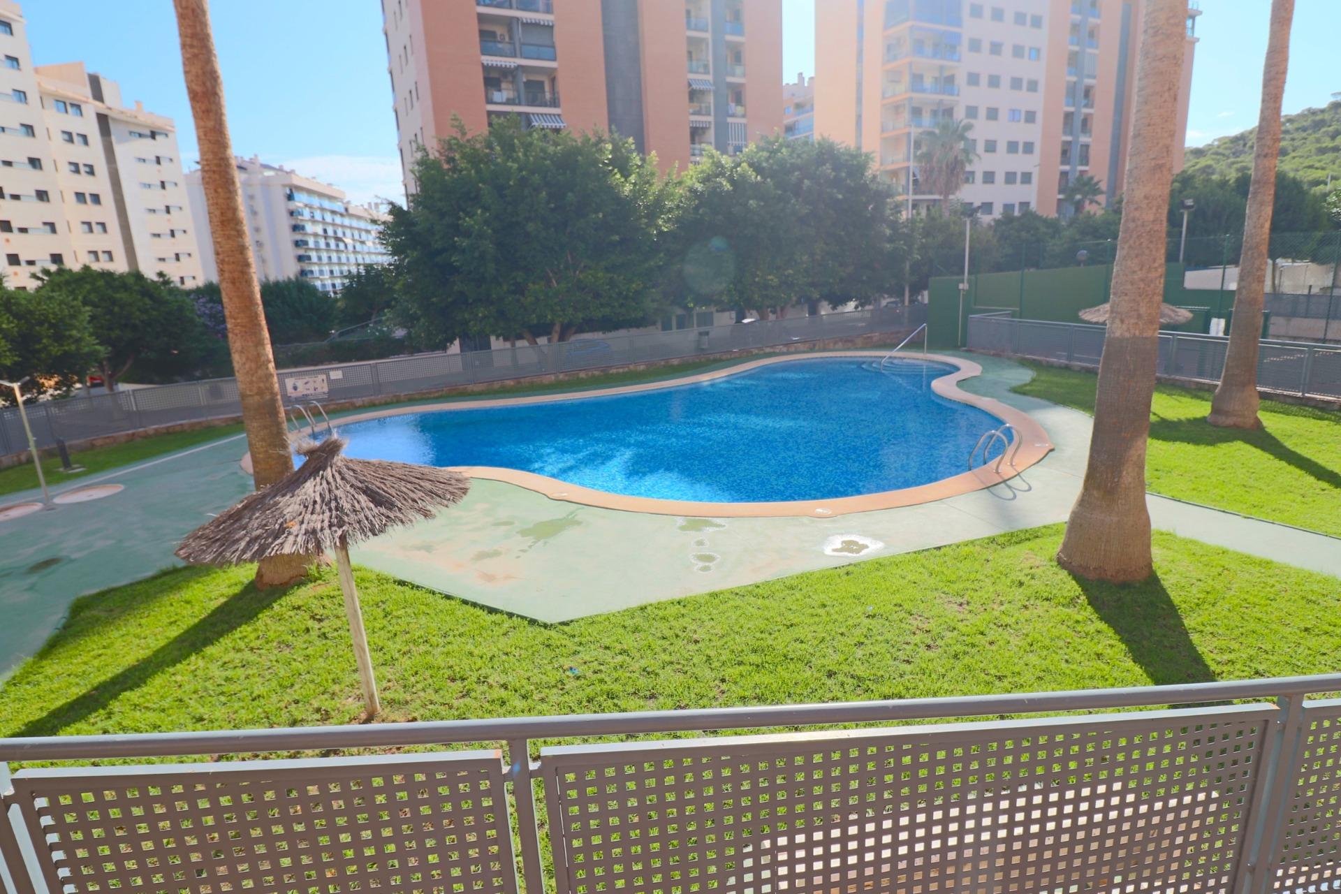 Herverkoop - Appartement / flat -
Villajoyosa - Cala Villajoyosa