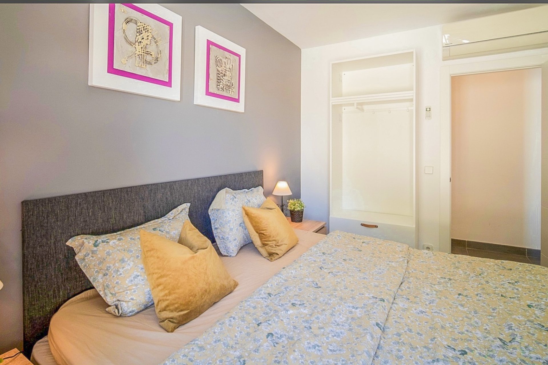 Herverkoop - Chalet / Villa -
Albir