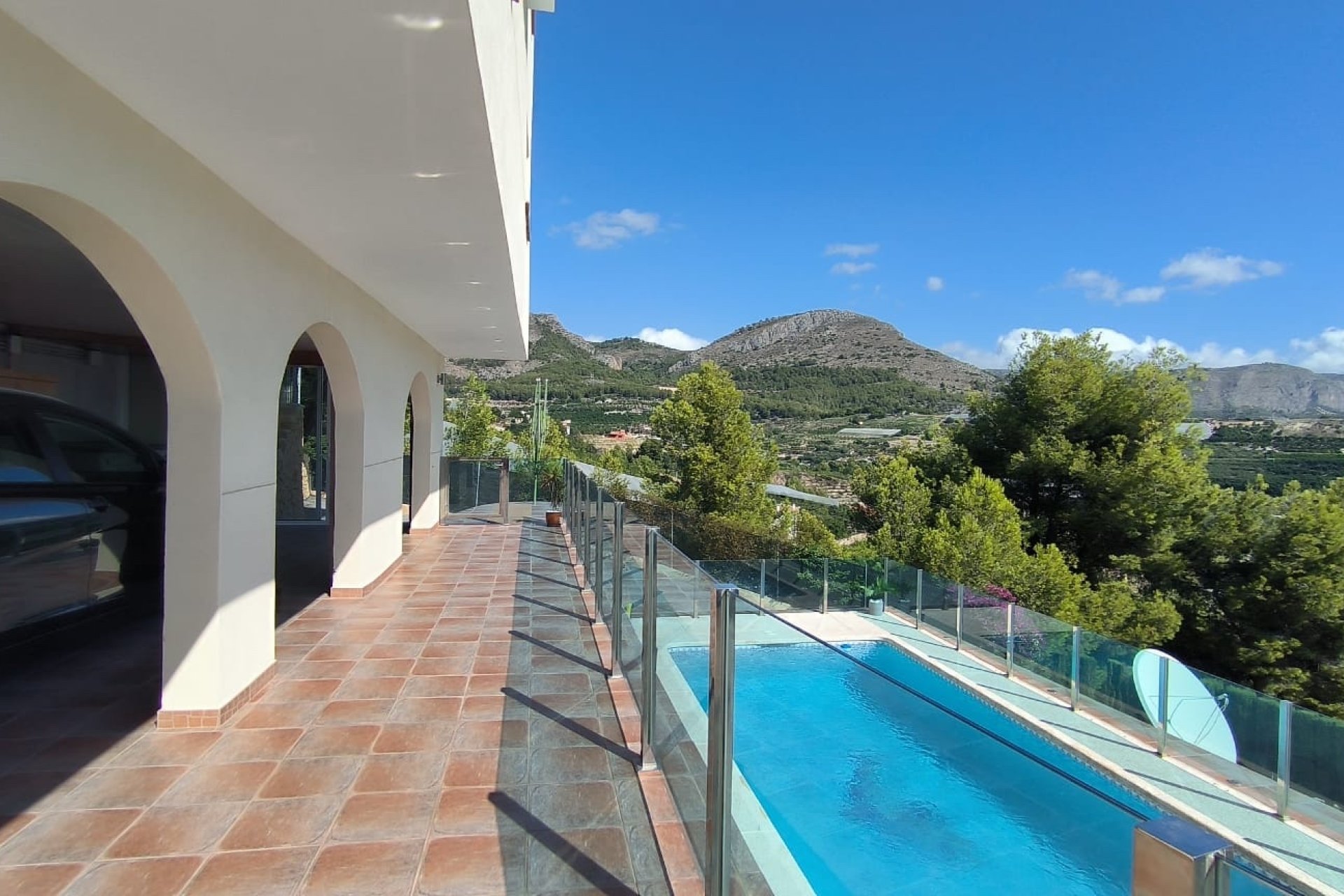 Herverkoop - Chalet / Villa -
Callosa De Ensarrià