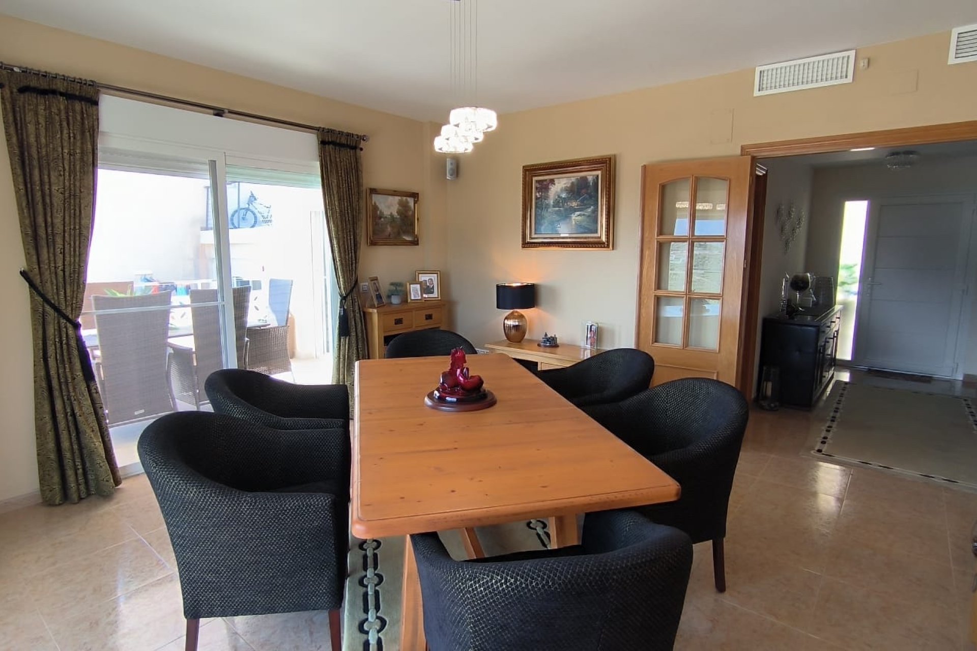 Herverkoop - Chalet / Villa -
Callosa De Ensarrià