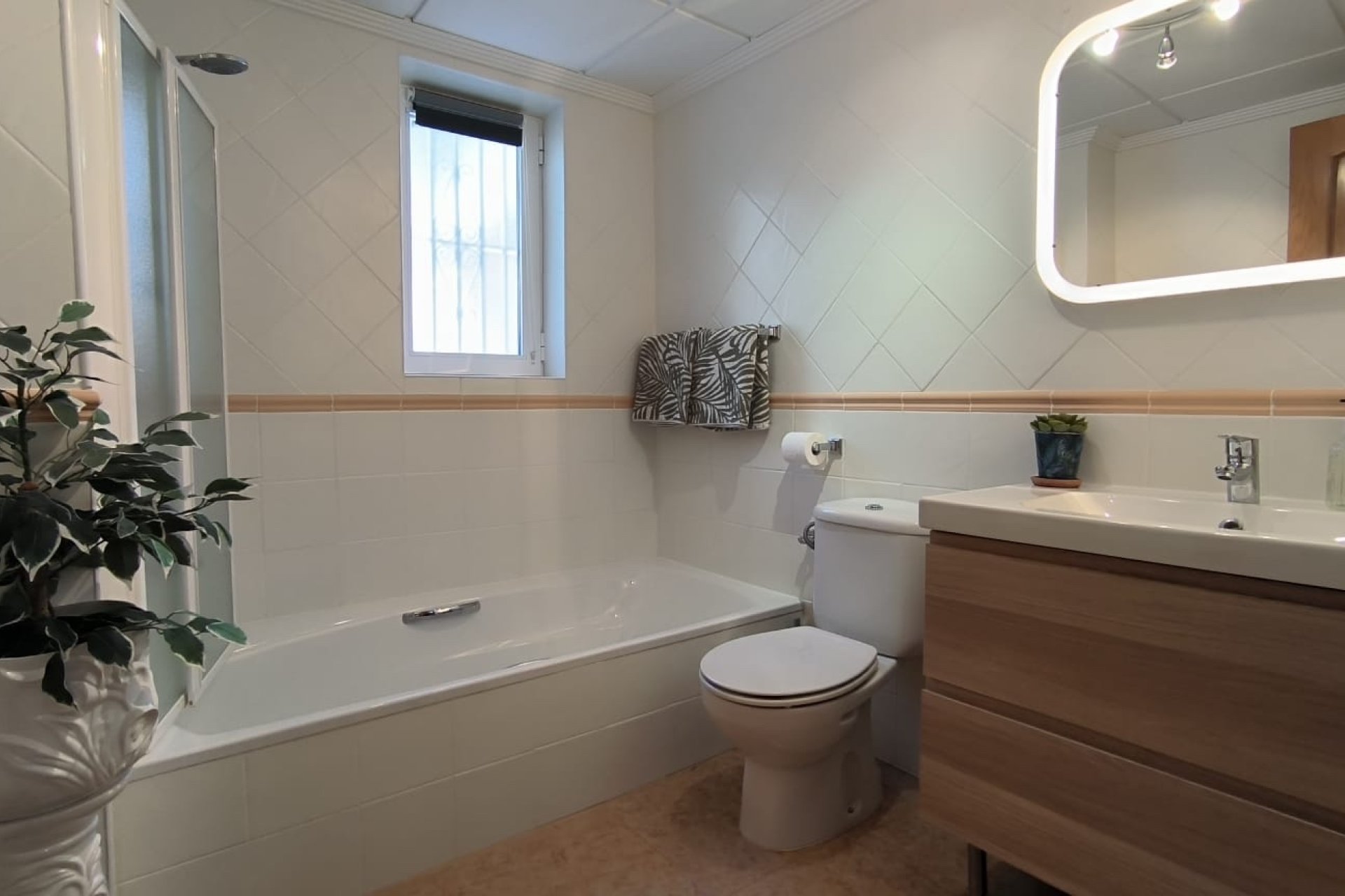 Herverkoop - Chalet / Villa -
Callosa De Ensarrià