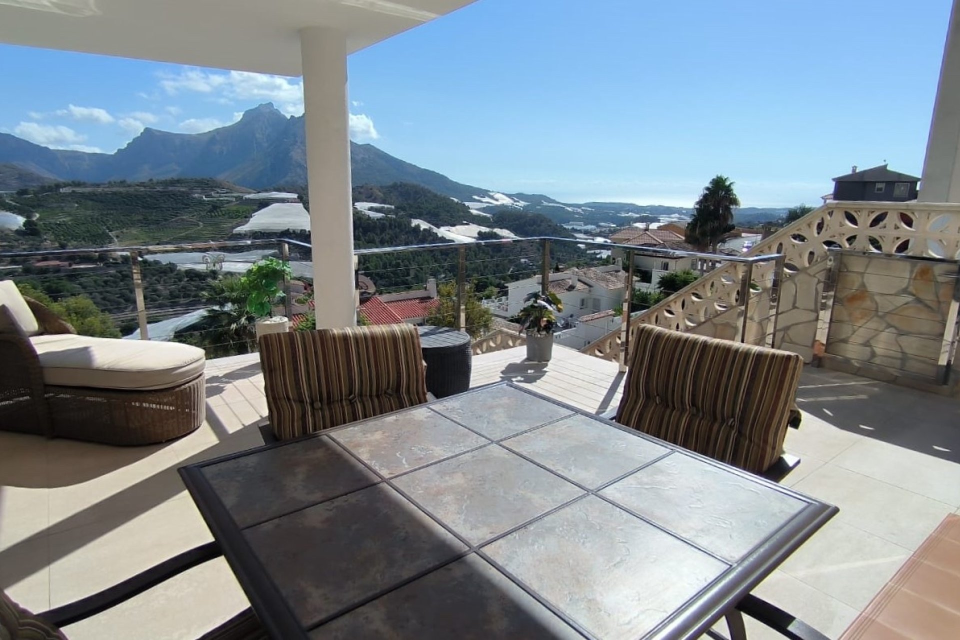 Herverkoop - Chalet / Villa -
Callosa De Ensarrià