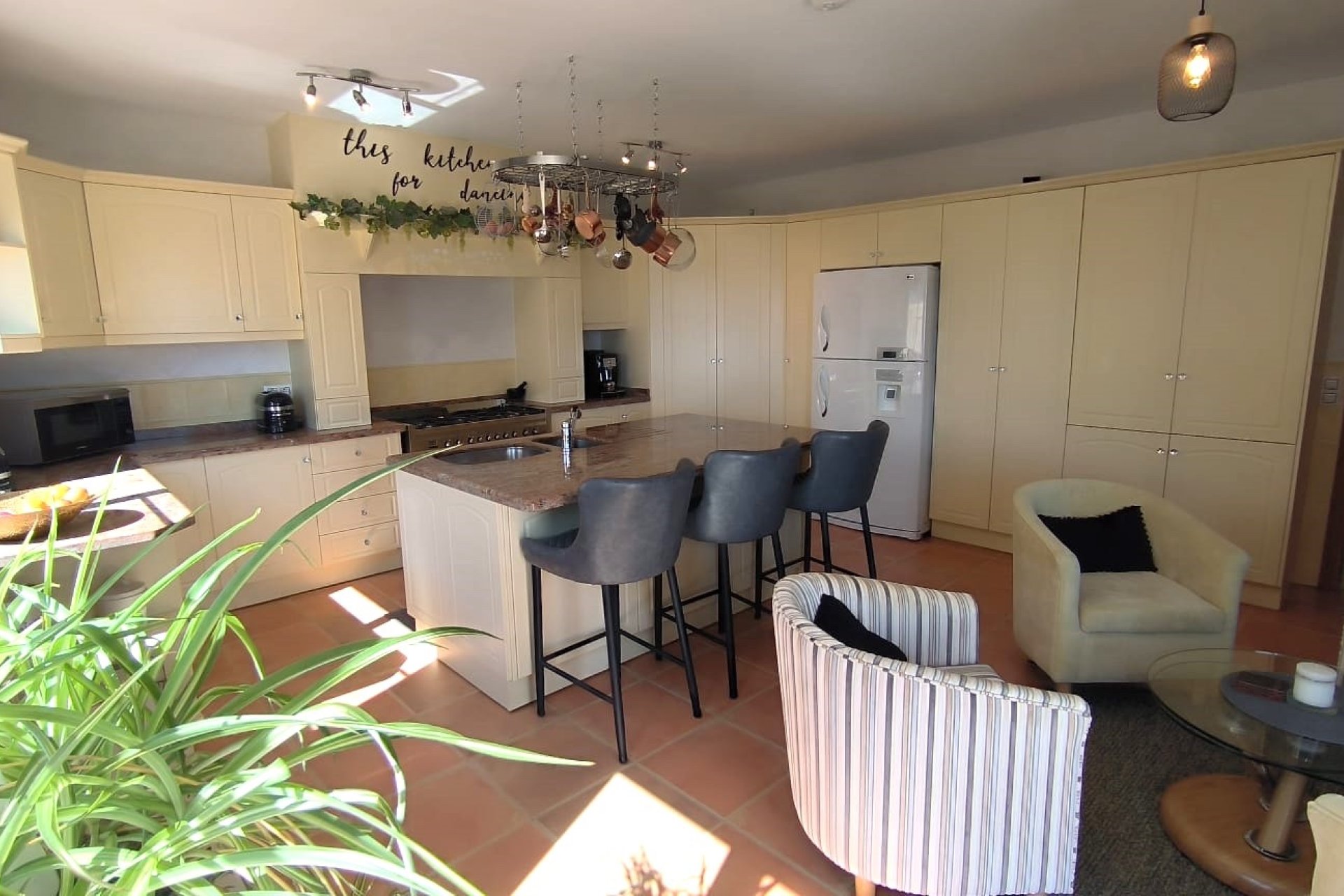 Herverkoop - Chalet / Villa -
Callosa De Ensarrià