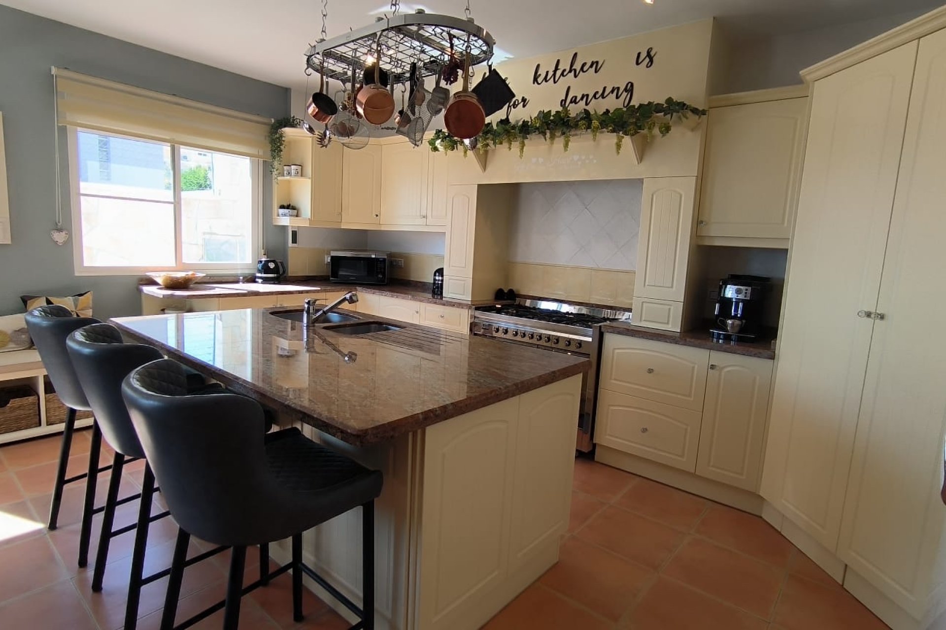 Herverkoop - Chalet / Villa -
Callosa De Ensarrià