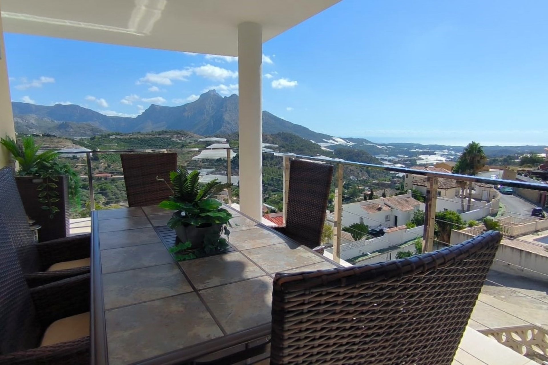 Herverkoop - Chalet / Villa -
Callosa De Ensarrià