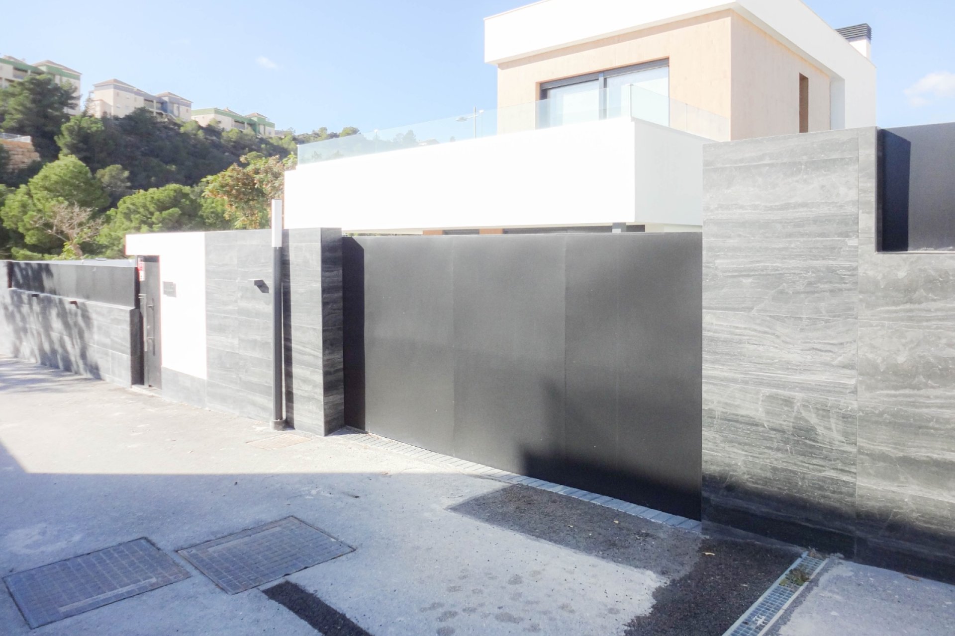 Herverkoop - Chalet / Villa -
Finestrat