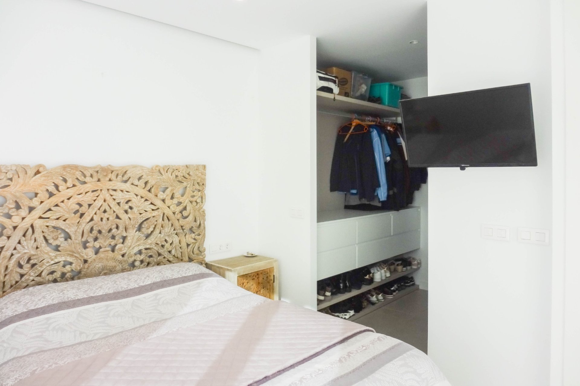 Herverkoop - Chalet / Villa -
Finestrat