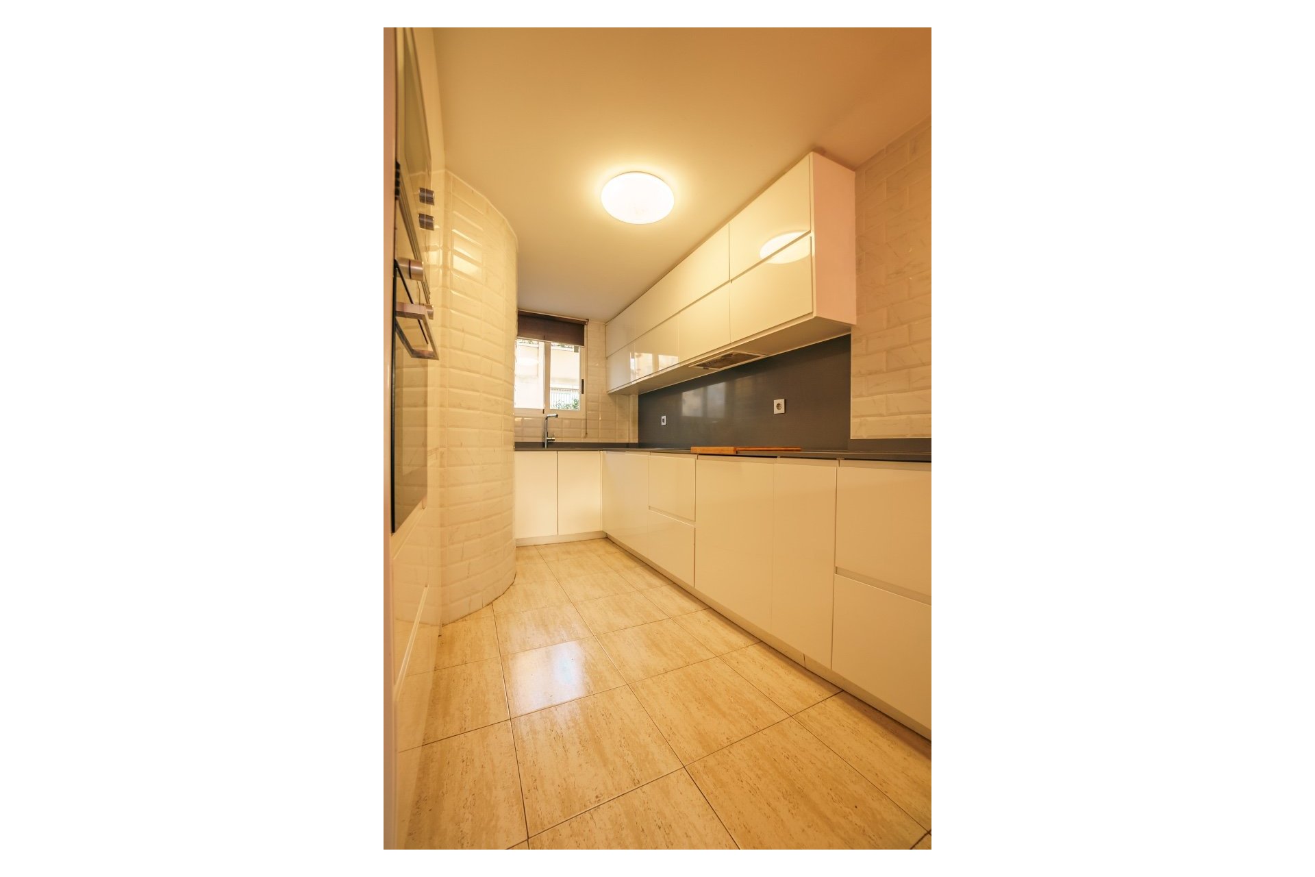 Herverkoop - Chalet / Villa -
La Nucía