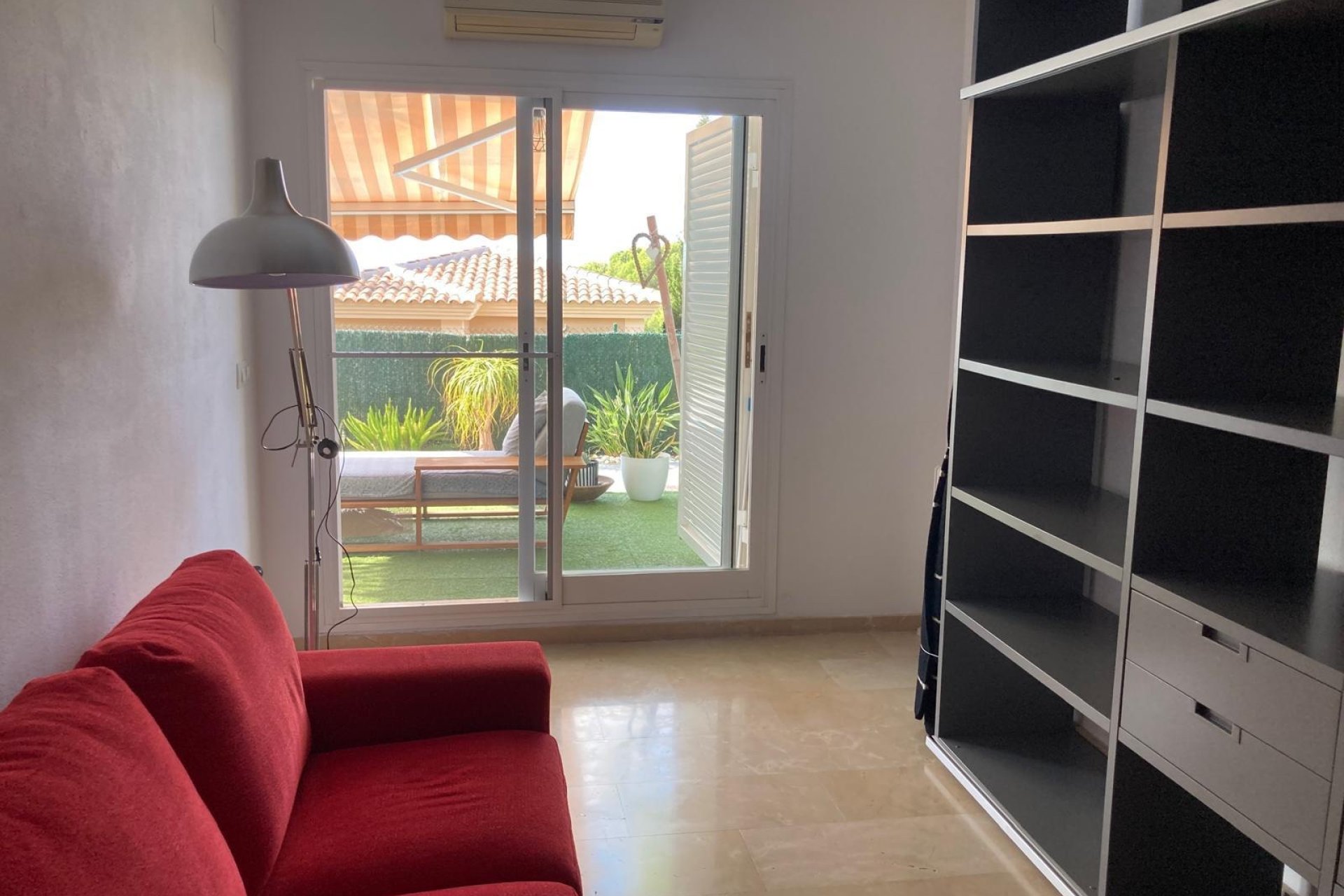 Herverkoop - Chalet / Villa -
La Nucía