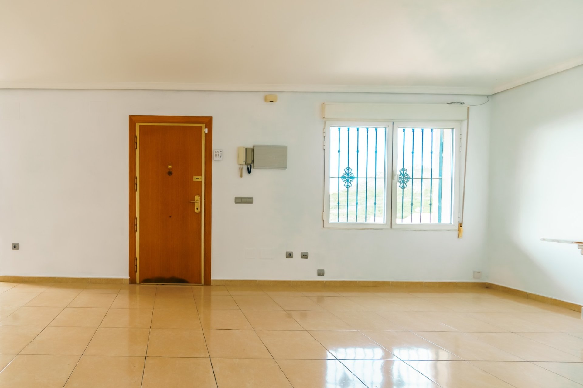 Herverkoop - Chalet / Villa -
La Nucía
