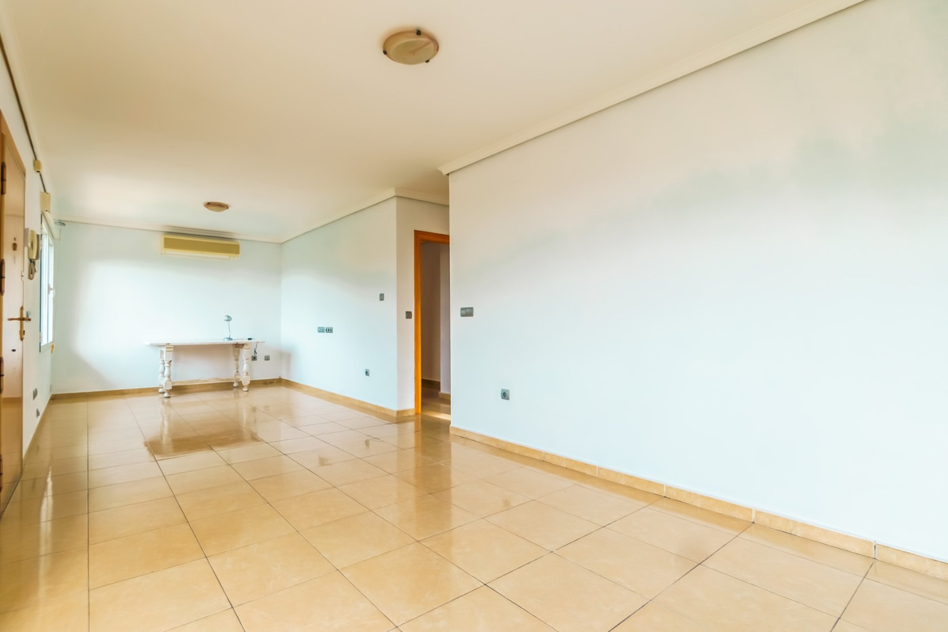 Herverkoop - Chalet / Villa -
La Nucía