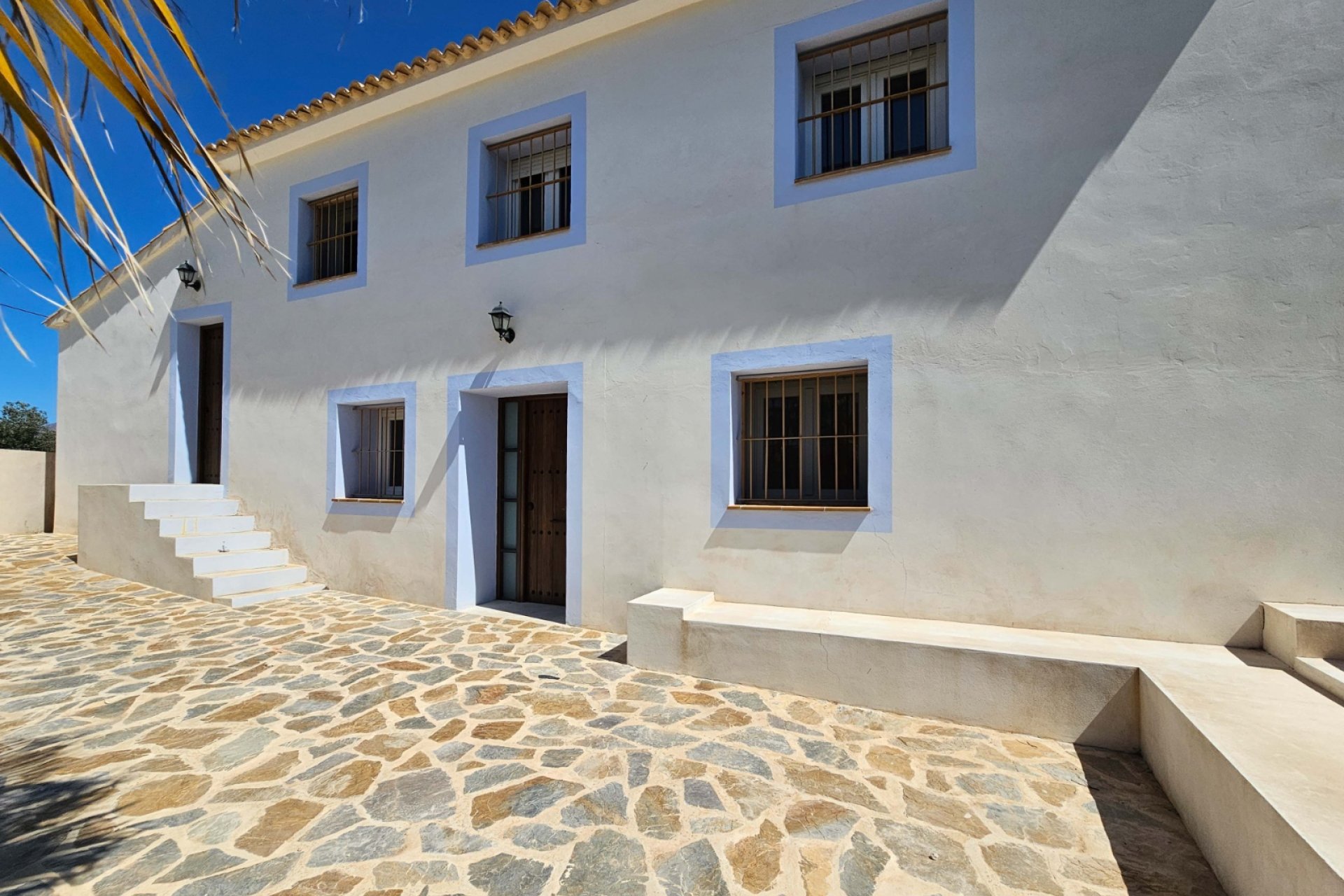 Herverkoop - Chalet / Villa -
La Nucía