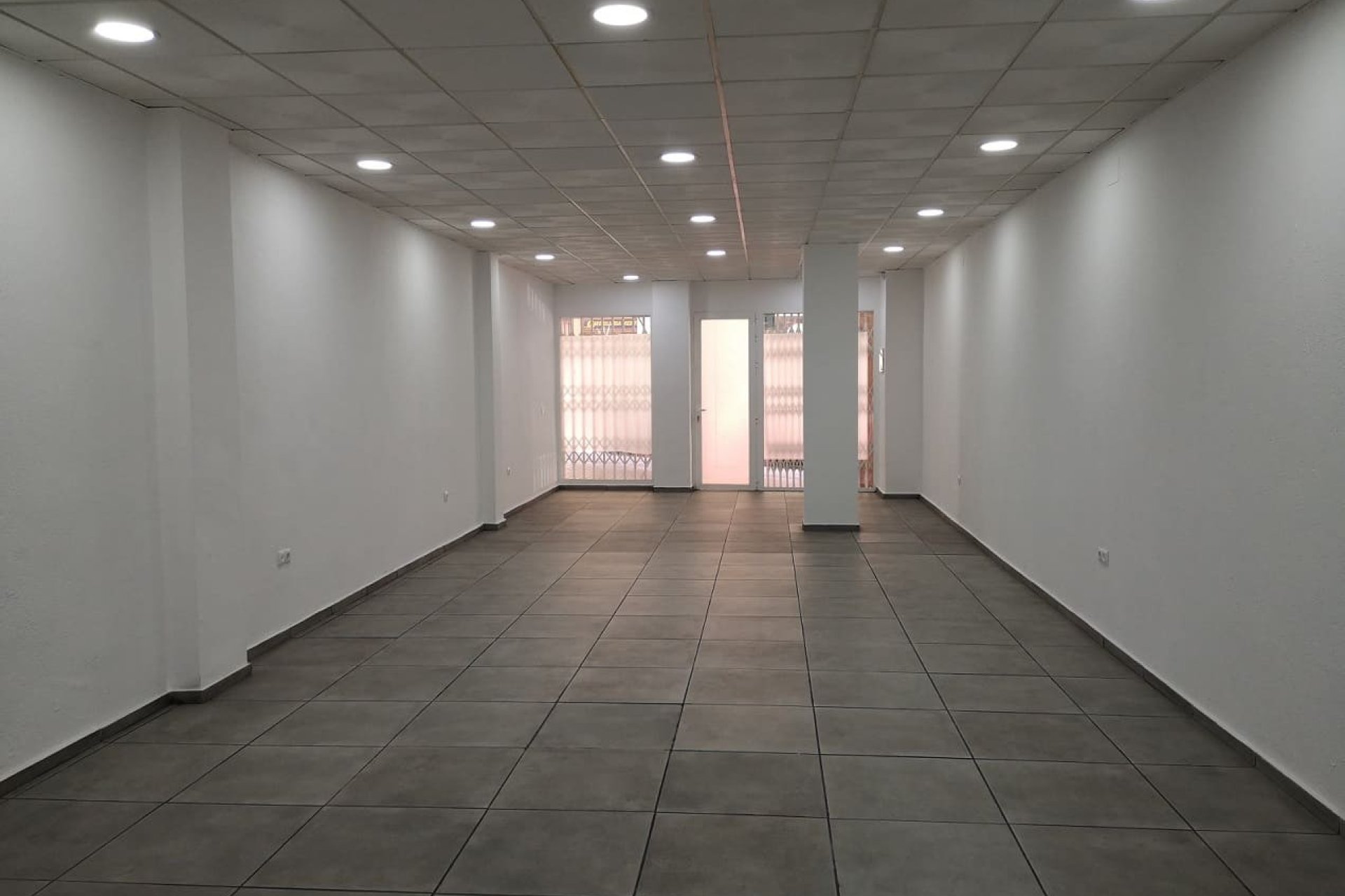 Herverkoop - Reclame -
Benidorm - Colonia Madrid / Foietes