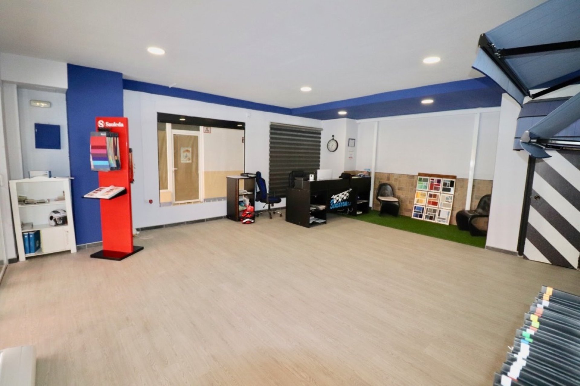 Herverkoop - Reclame -
Benidorm - Old town / Port