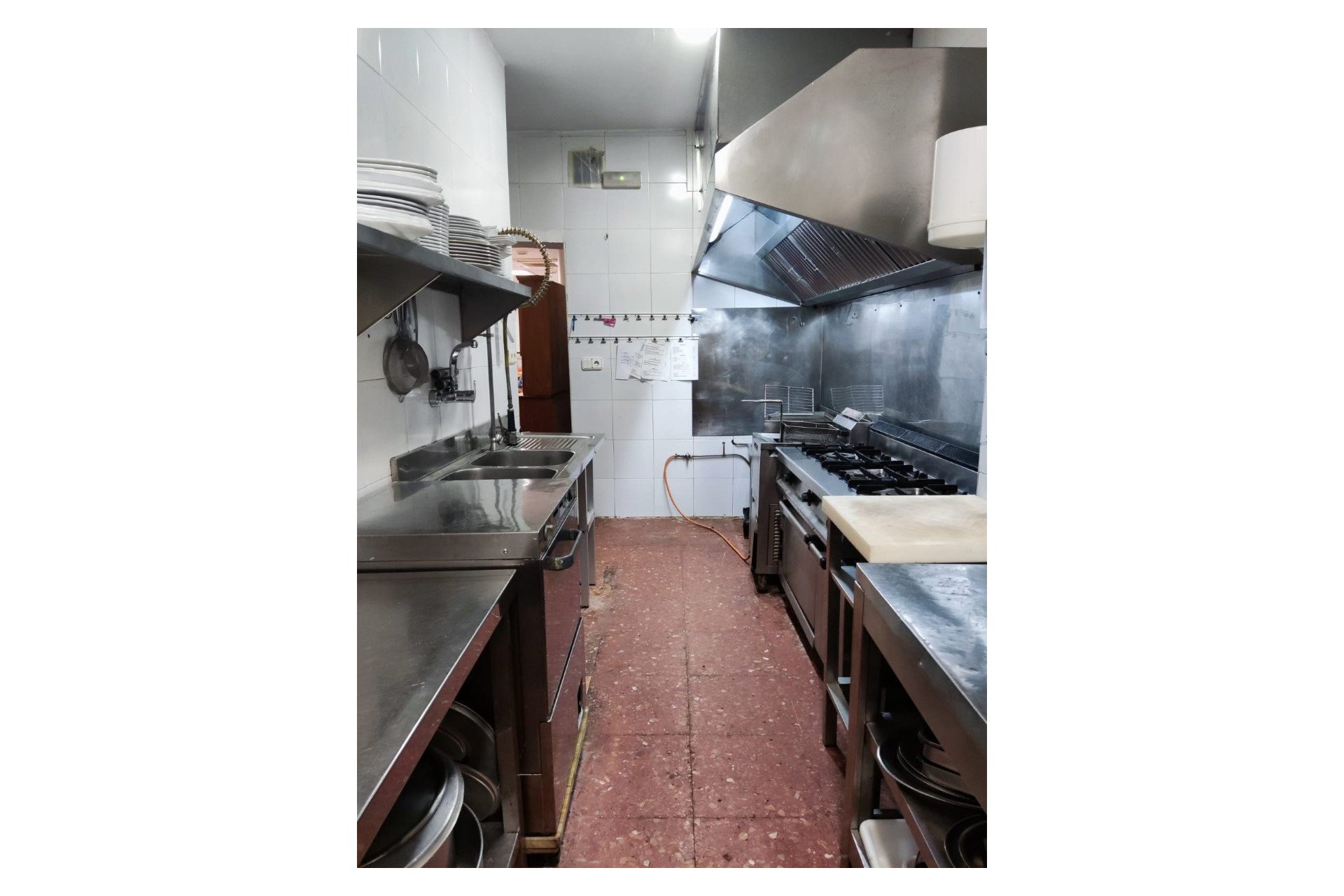 Herverkoop - Reclame -
Benidorm - Old town / Port