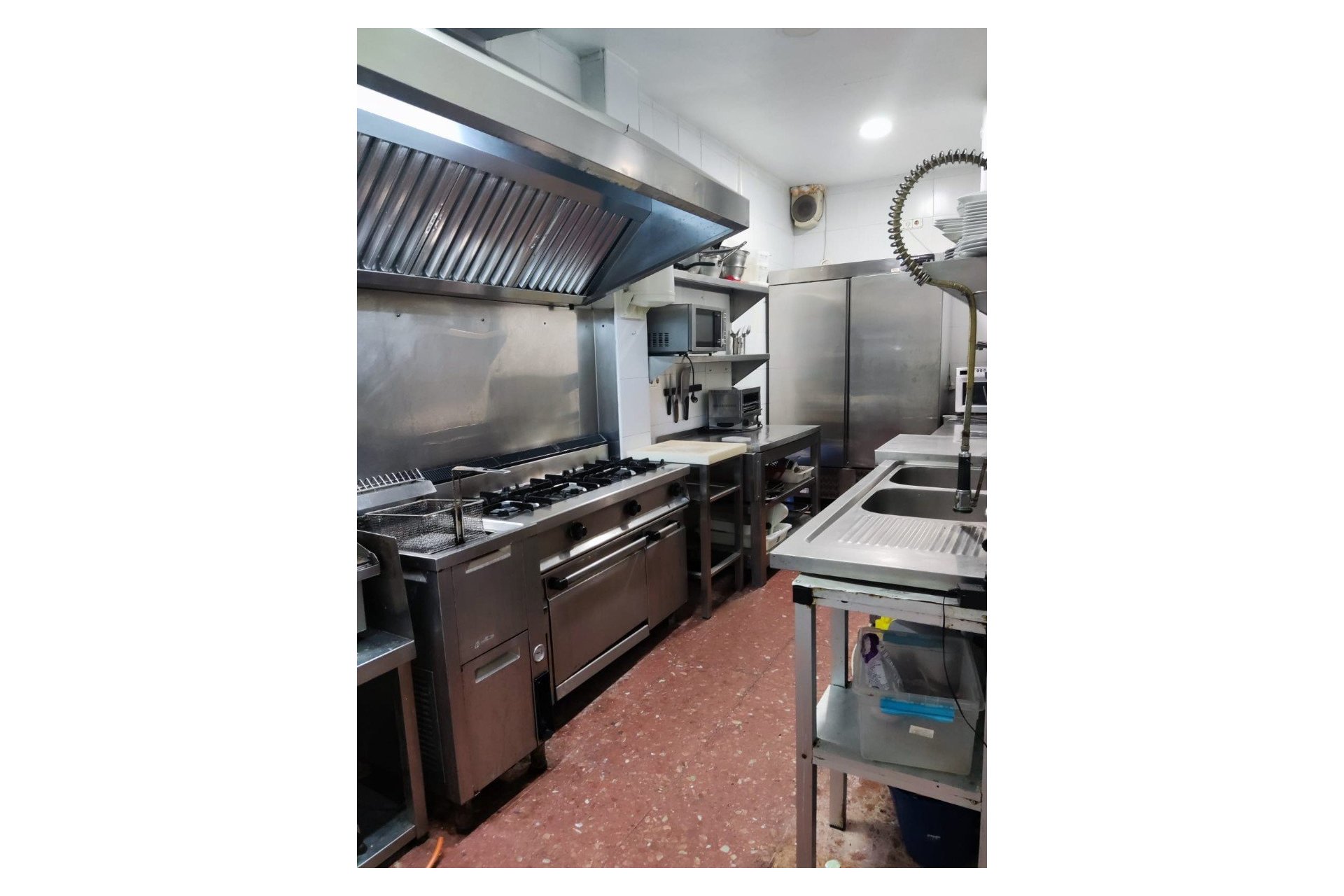 Herverkoop - Reclame -
Benidorm - Old town / Port