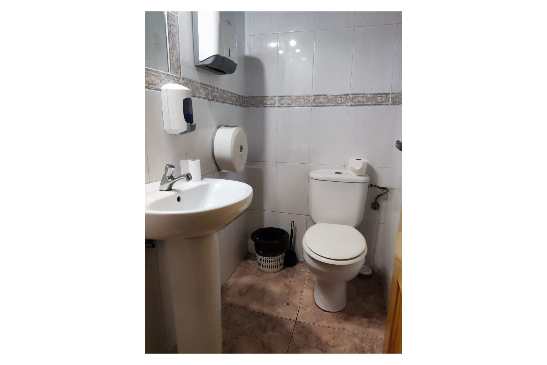 Herverkoop - Reclame -
Benidorm - Old town / Port