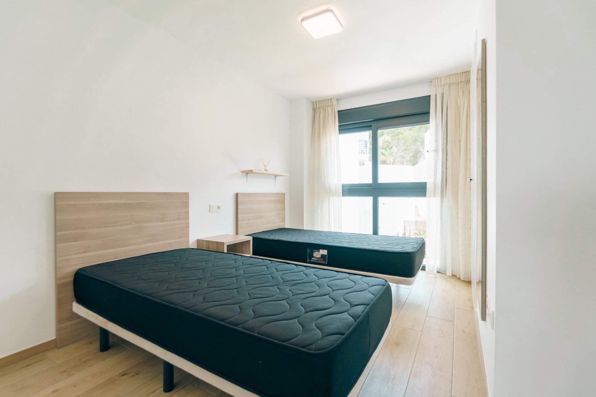 Herverkoop - Tussenwoning -
Albir