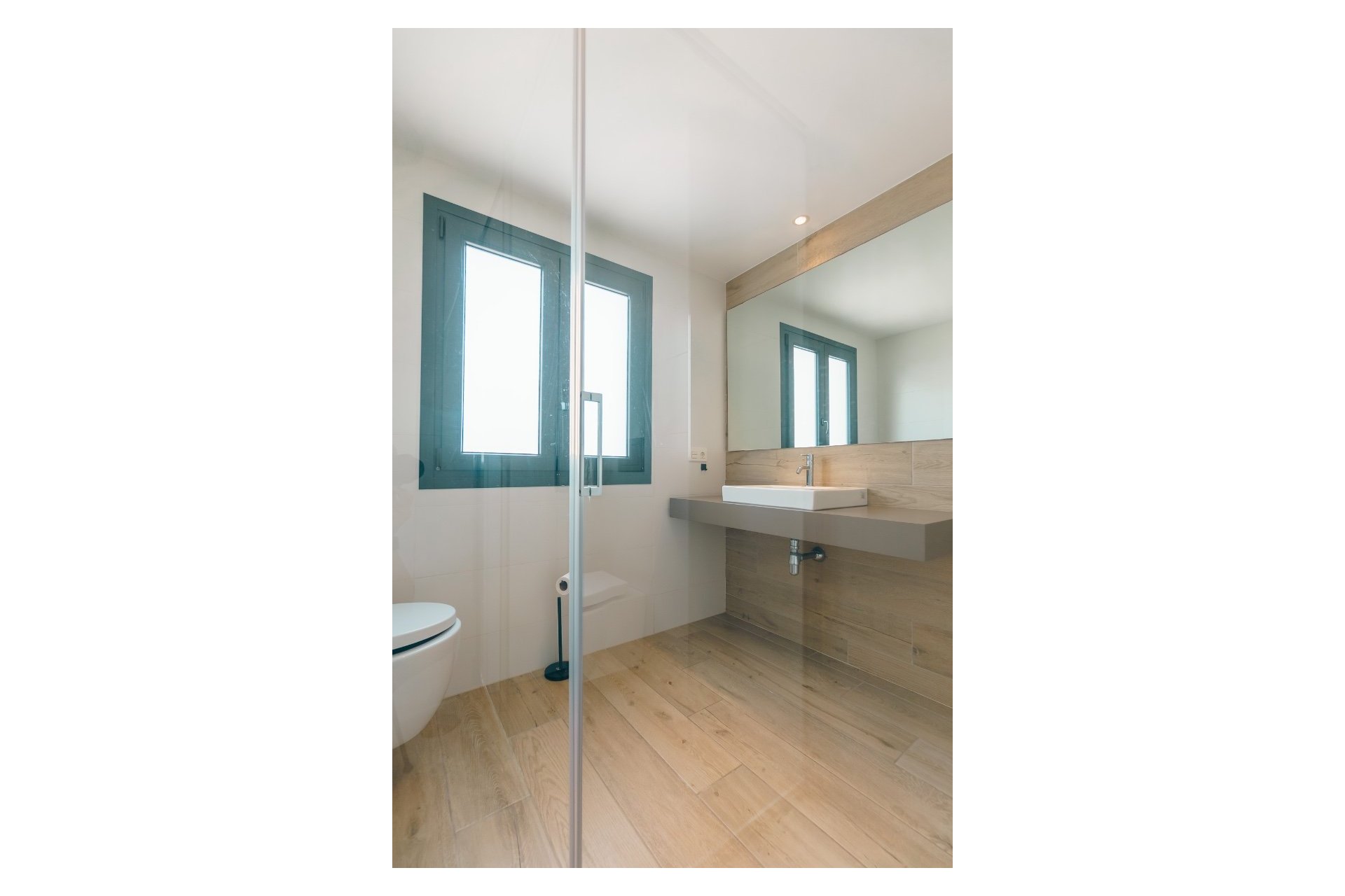 Herverkoop - Tussenwoning -
Albir