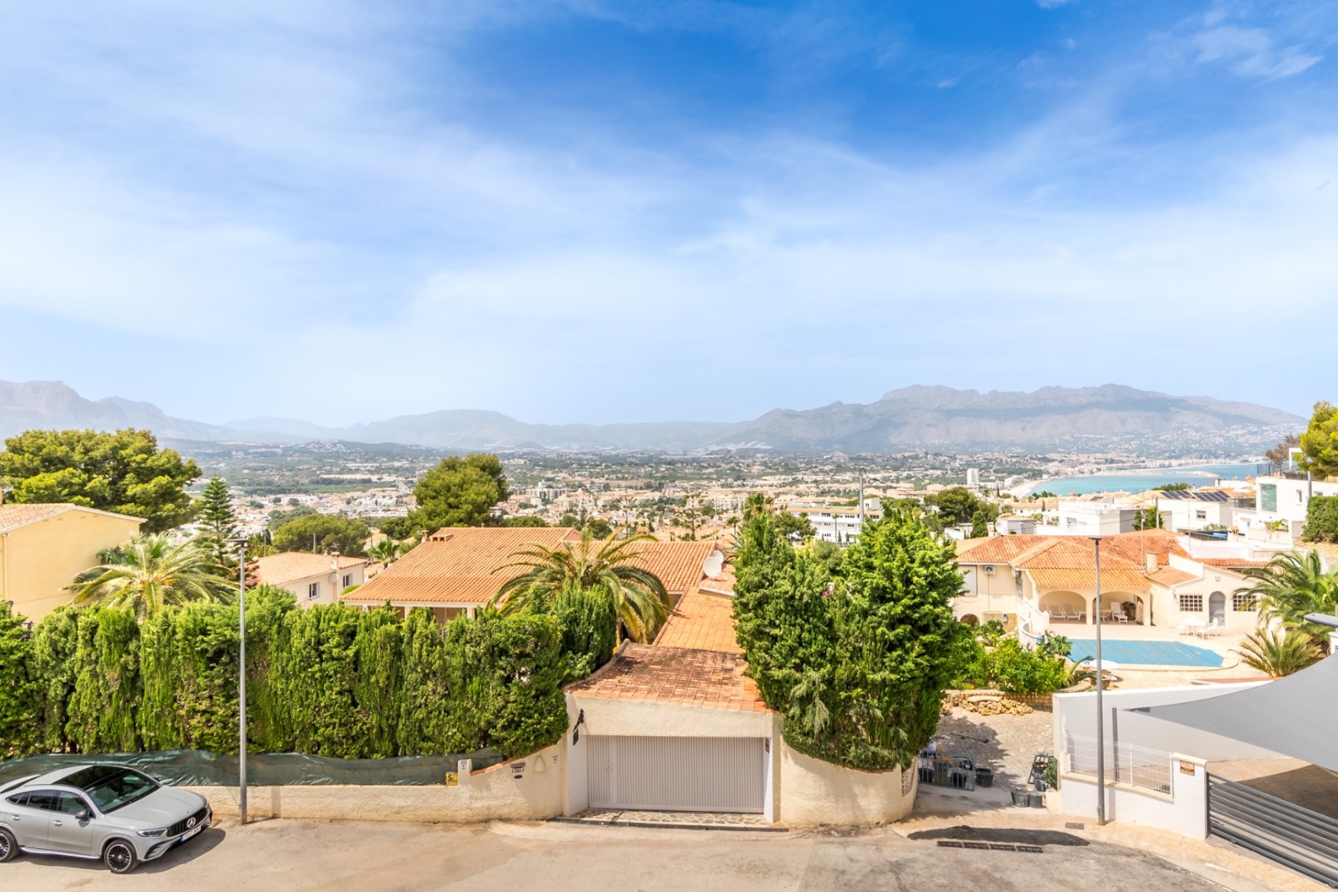 Herverkoop - Tussenwoning -
Albir