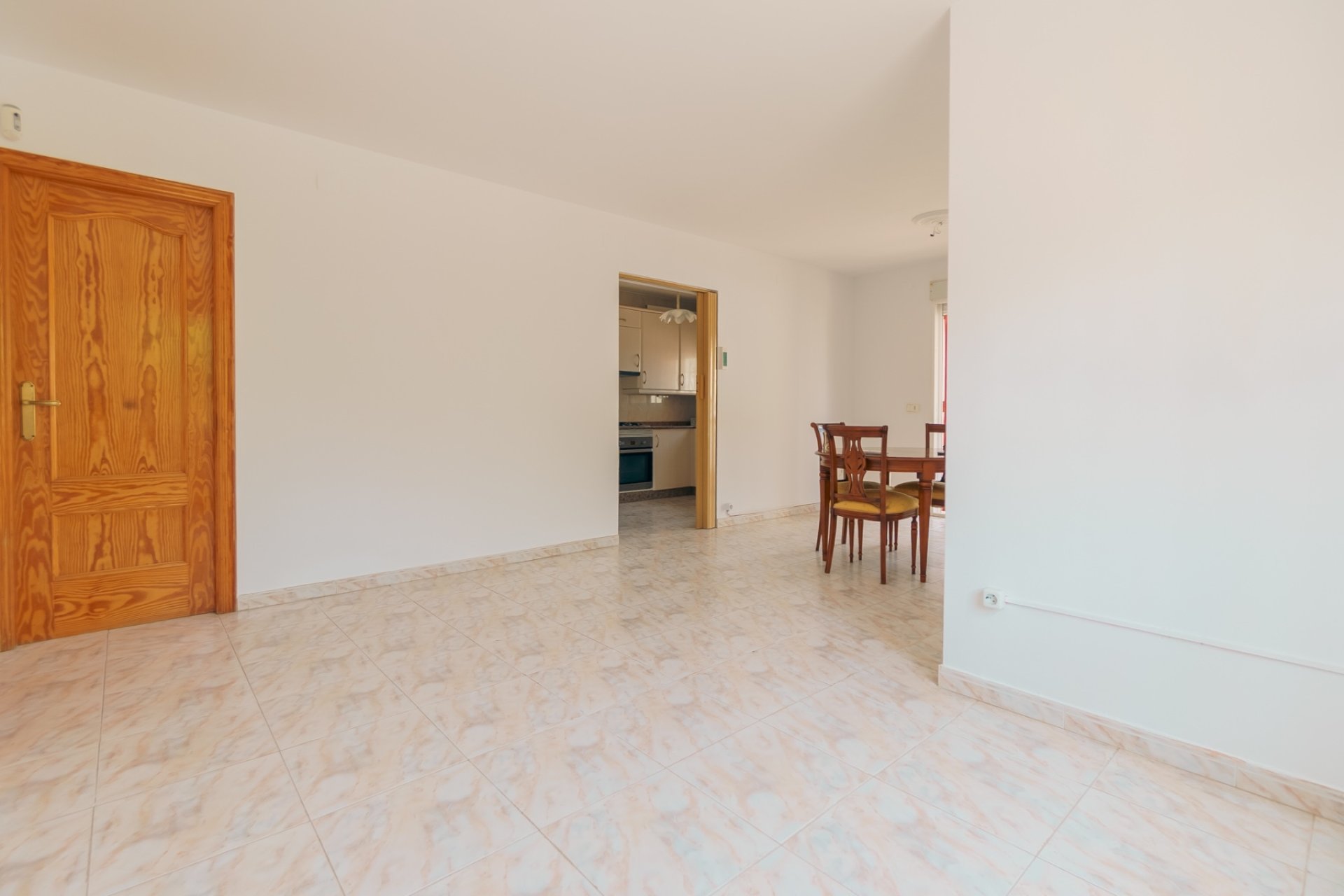 Herverkoop - Tussenwoning -
Albir