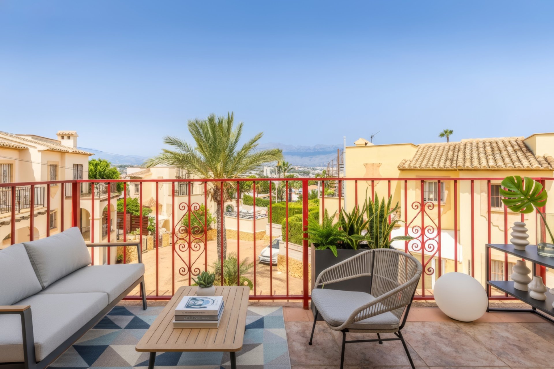 Herverkoop - Tussenwoning -
Albir