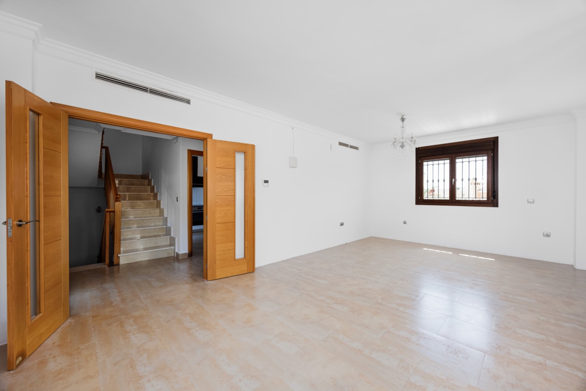 Herverkoop - Tussenwoning -
Alfaz del Pi - Alfas del Pí