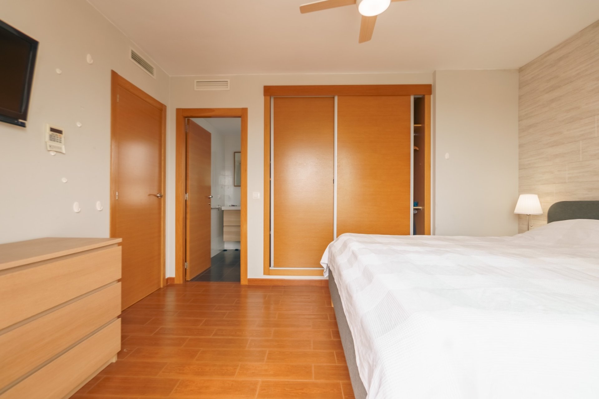 Herverkoop - Tussenwoning -
Alfaz del Pi - Alfas del Pí