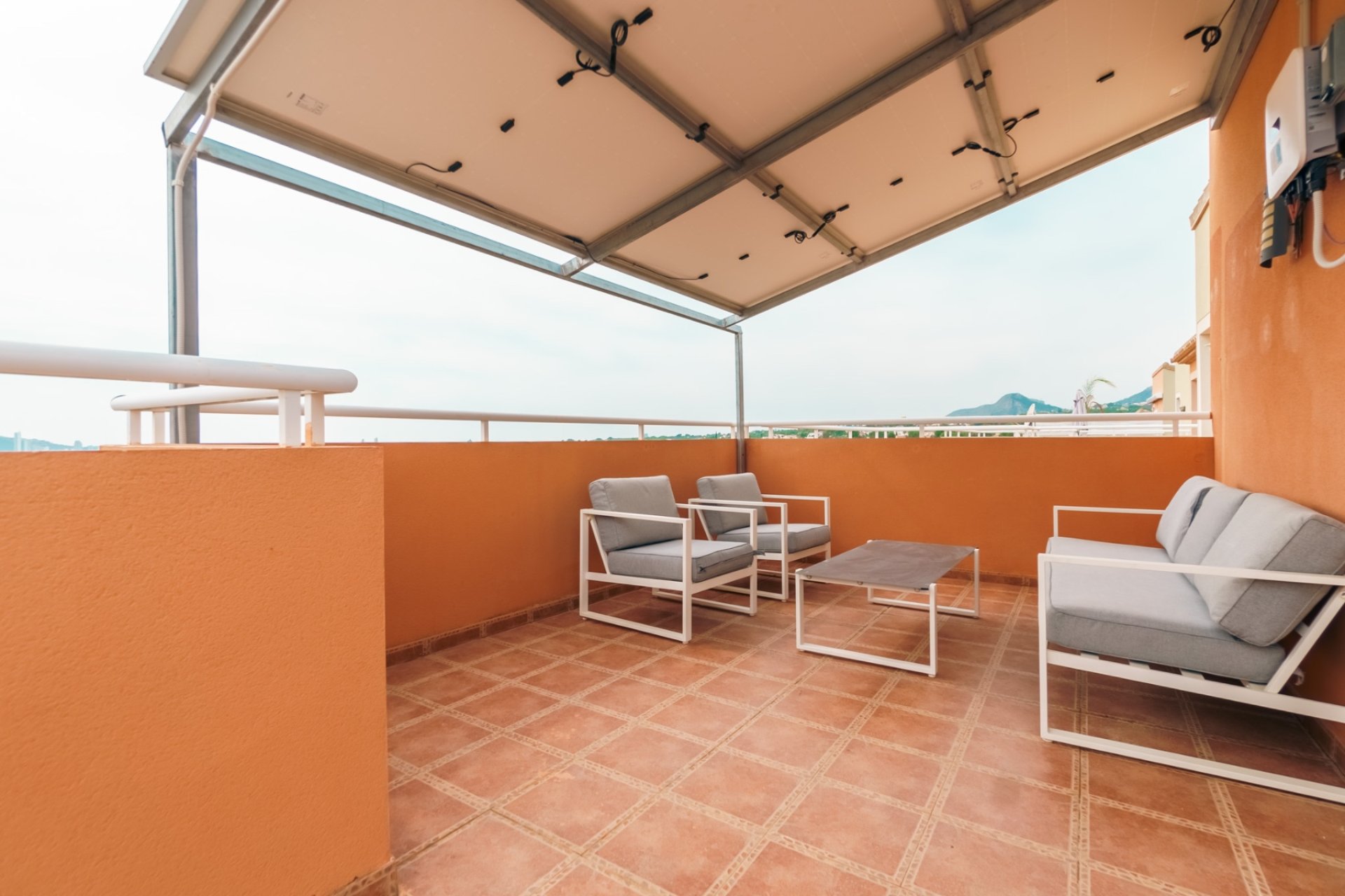 Herverkoop - Tussenwoning -
Alfaz del Pi - Alfas del Pí