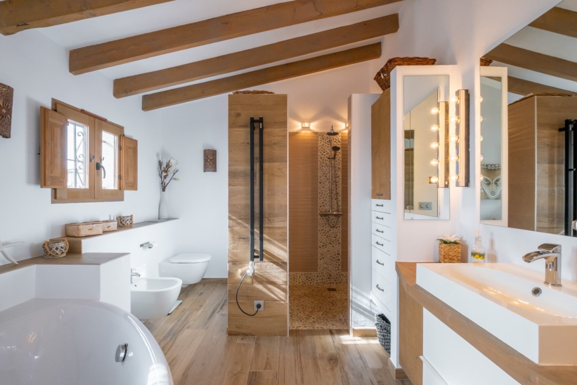 Herverkoop - Tussenwoning -
Altea