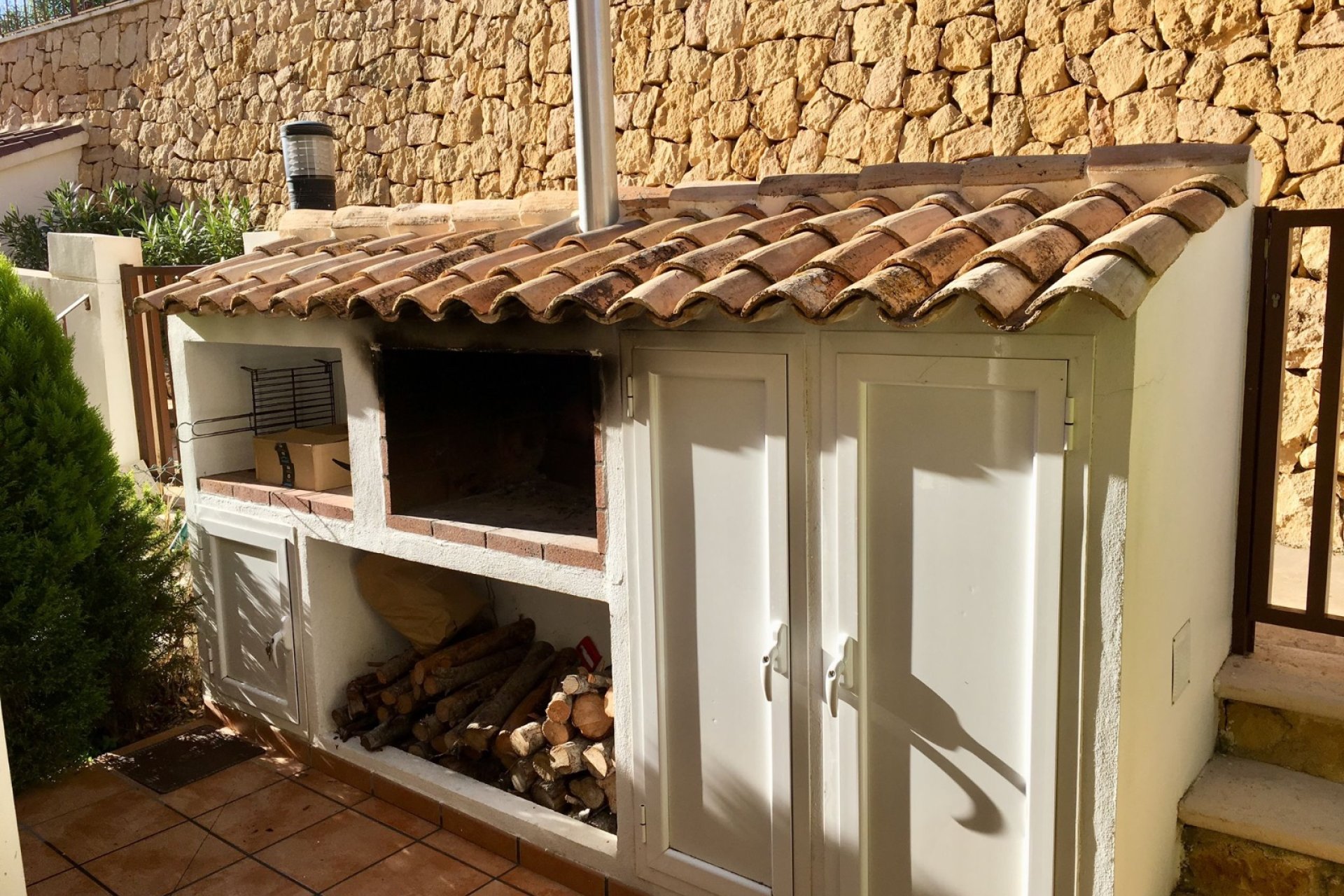 Herverkoop - Tussenwoning -
Polop