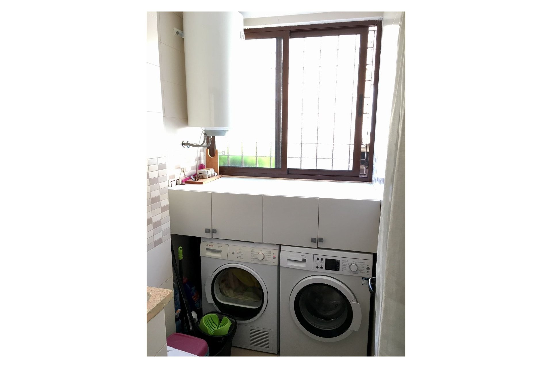 Herverkoop - Tussenwoning -
Polop