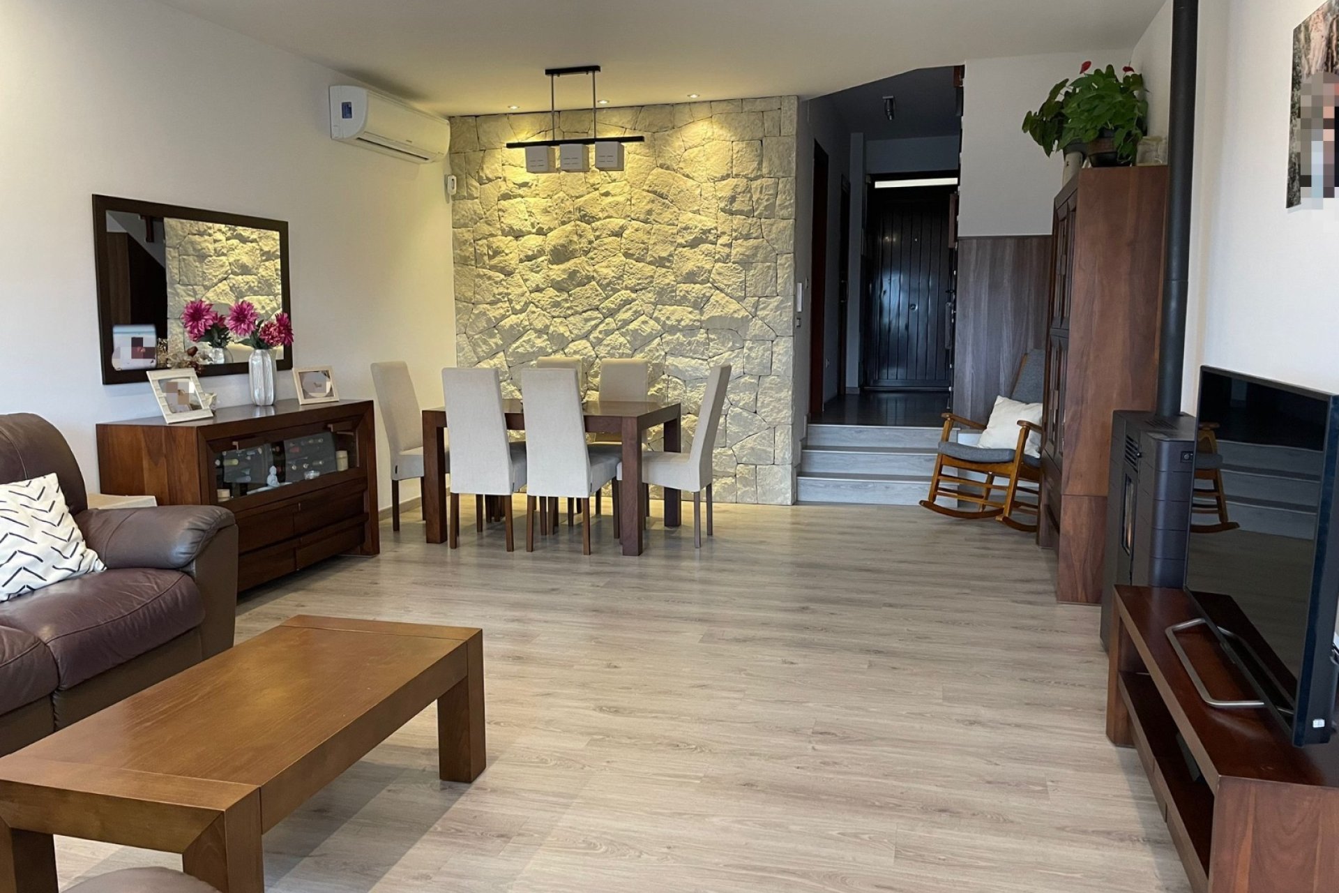 Herverkoop - Tussenwoning -
Polop