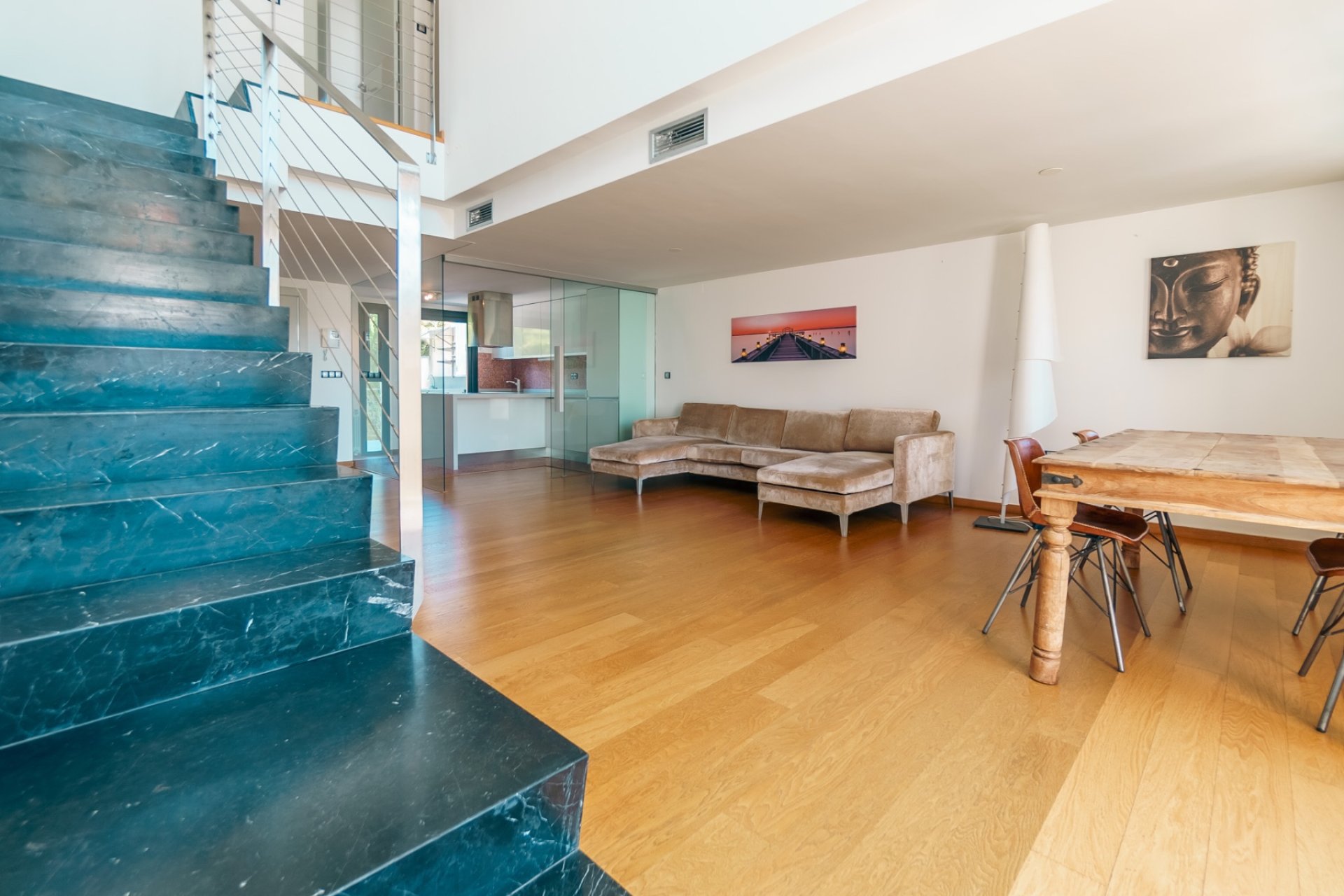 Herverkoop - Twee-onder-een-kapwoning  -
Albir
