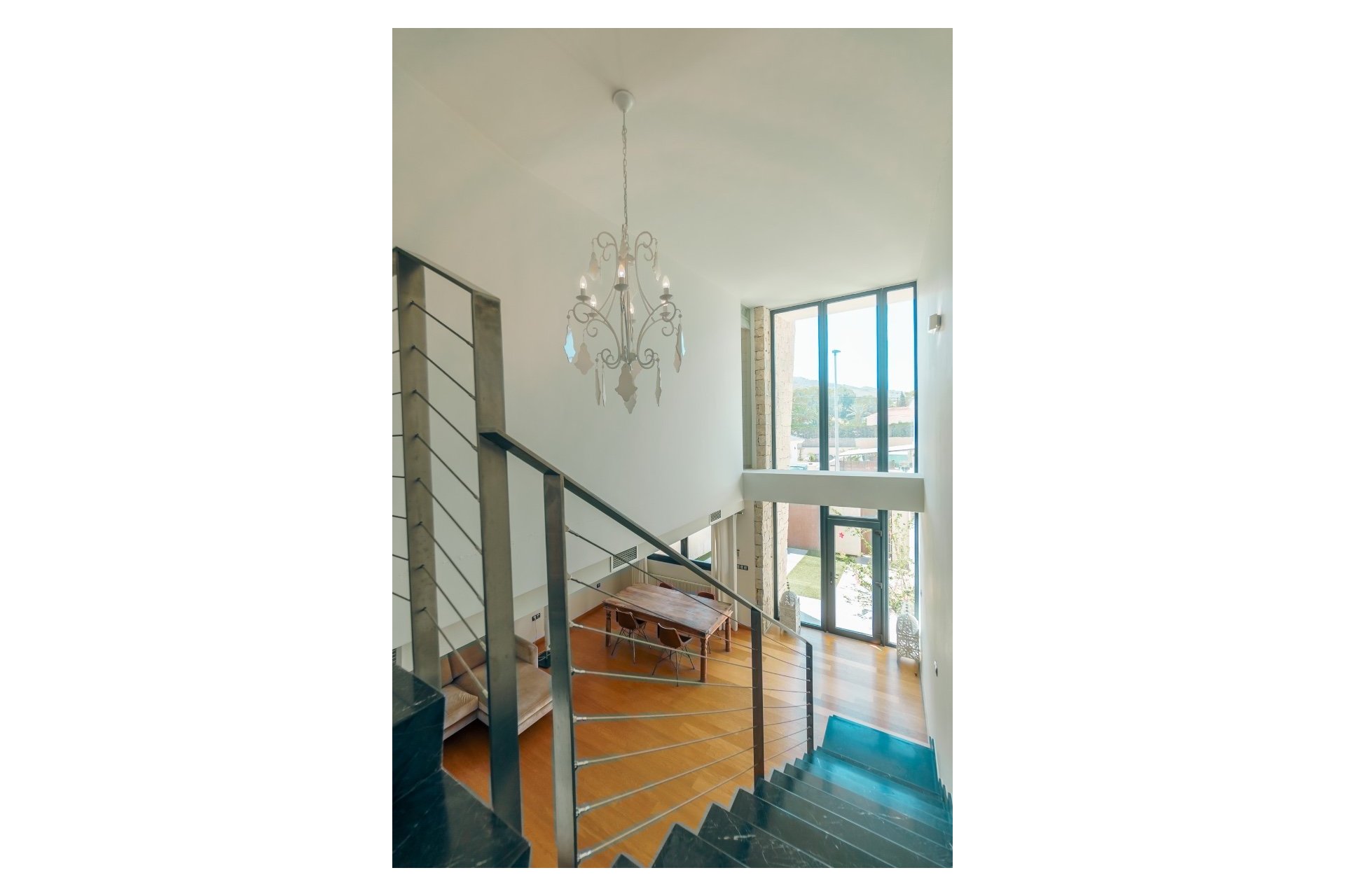 Herverkoop - Twee-onder-een-kapwoning  -
Albir