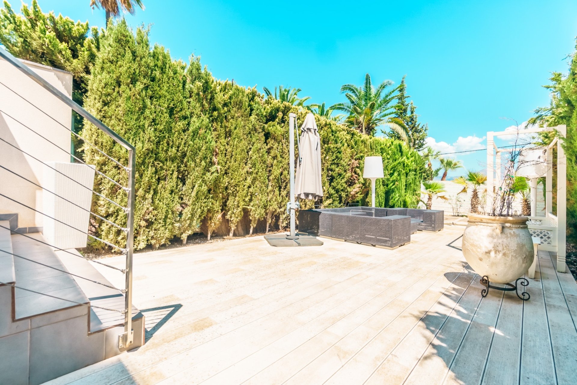 Herverkoop - Twee-onder-een-kapwoning  -
Albir