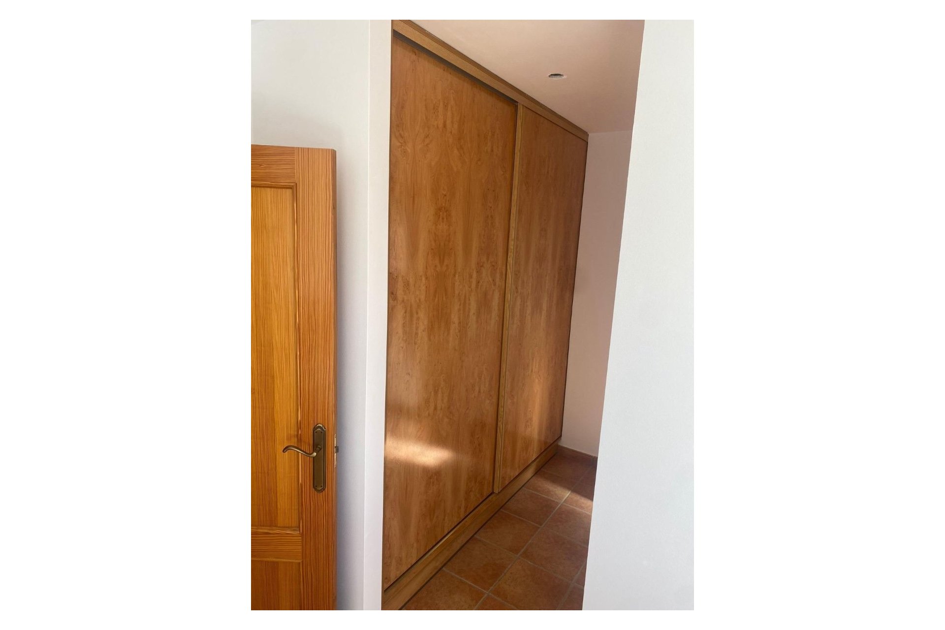 Herverkoop - Twee-onder-een-kapwoning  -
La Nucía