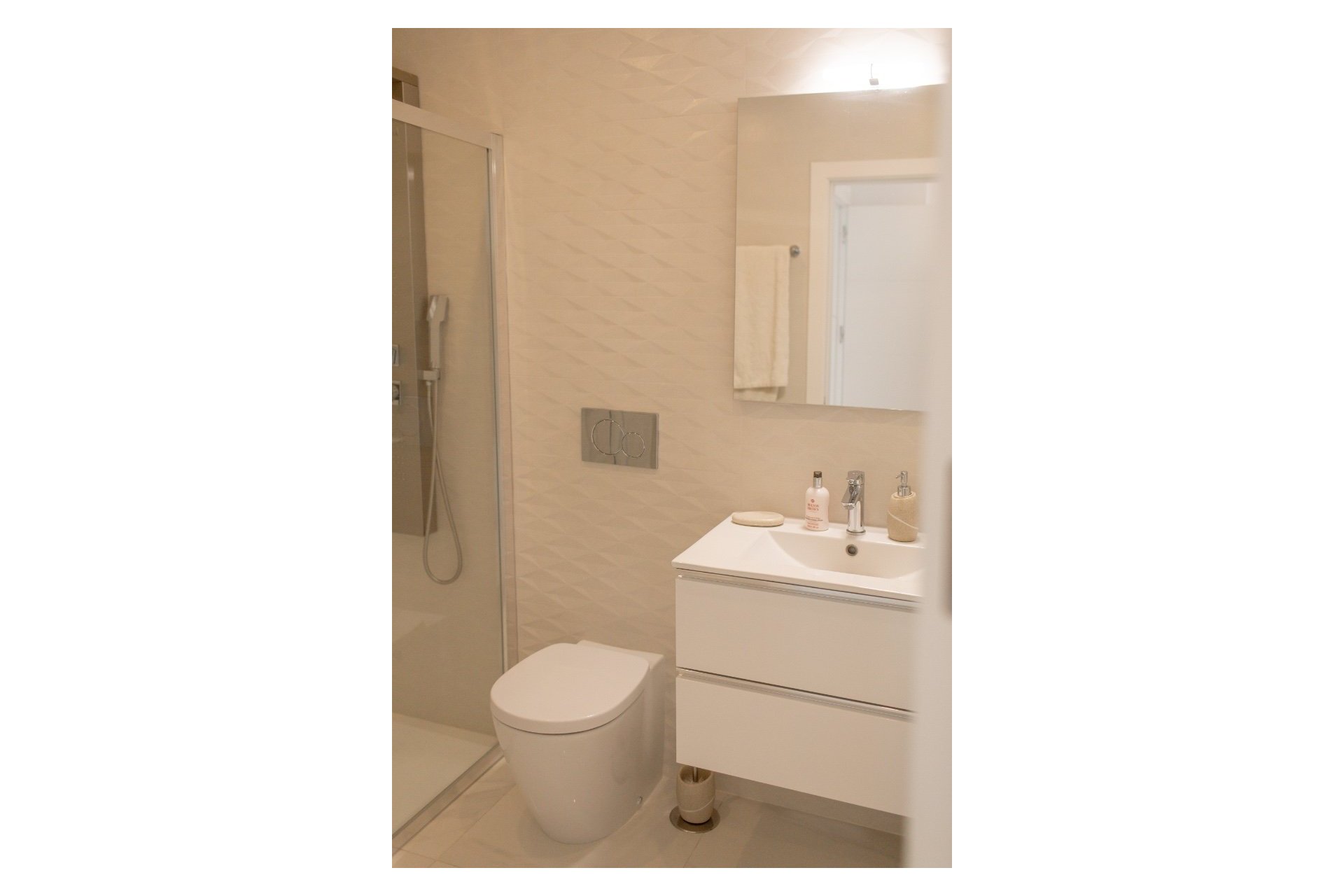 Herverkoop - Twee-onder-een-kapwoning  -
Polop
