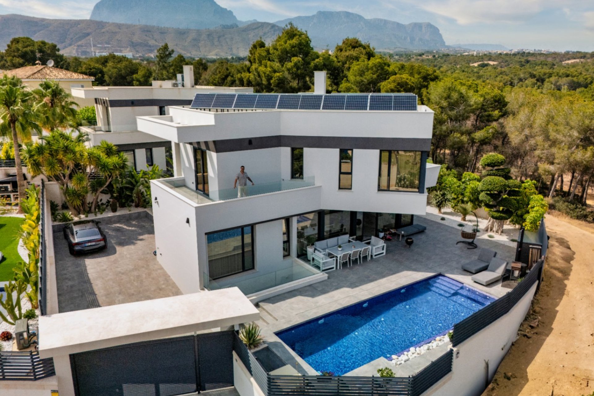 Herverkoop - Villa -
Benidorm - Playa de Poniente