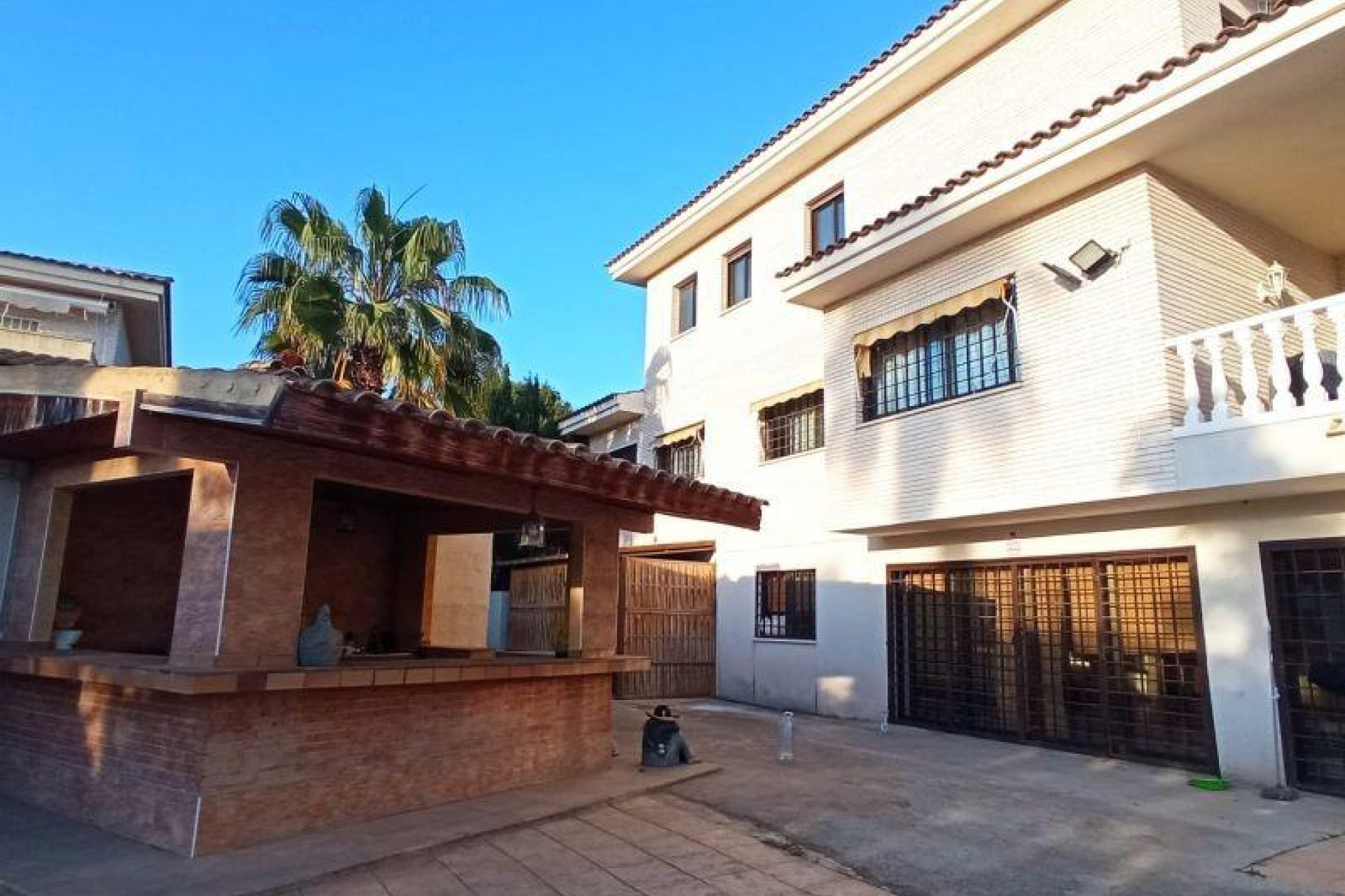 Herverkoop - Villa -
Benidorm - Poniente