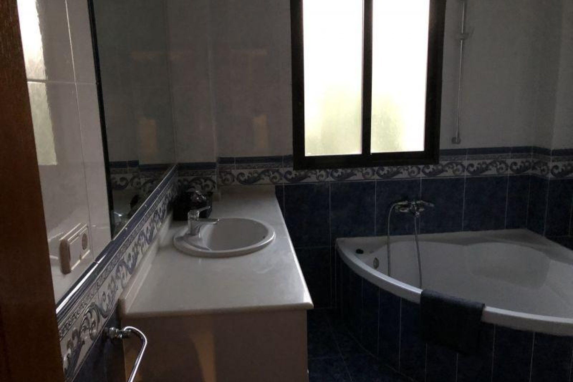 Herverkoop - Villa -
Benidorm - Poniente