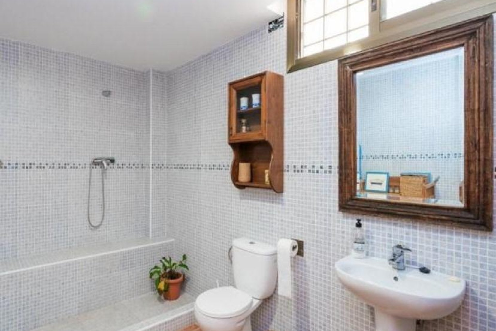 Herverkoop - Villa -
Benidorm - Poniente