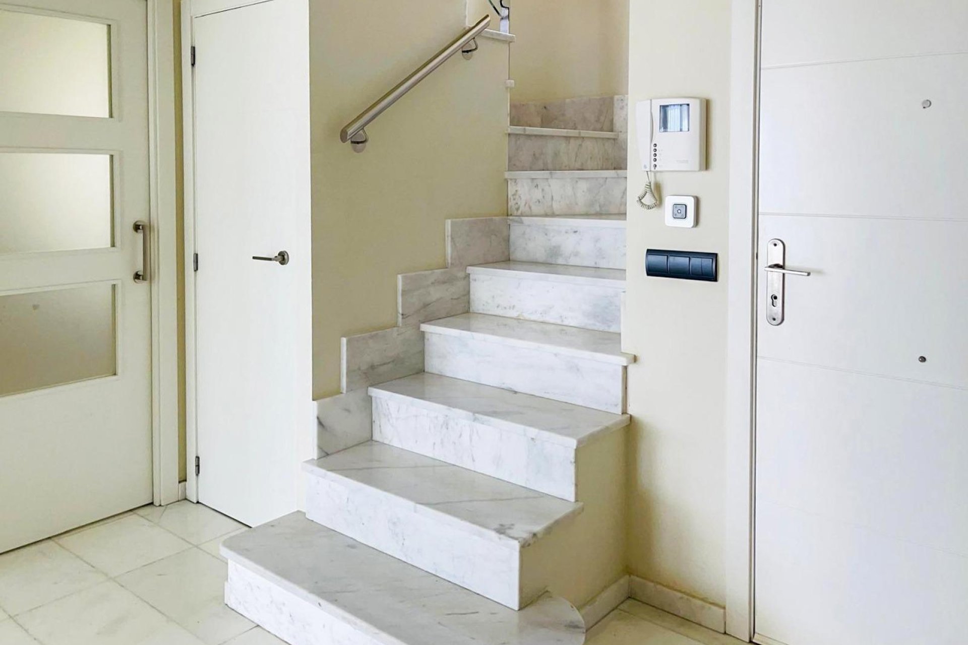 Herverkoop - Villa -
Finestrat - Sierra cortina