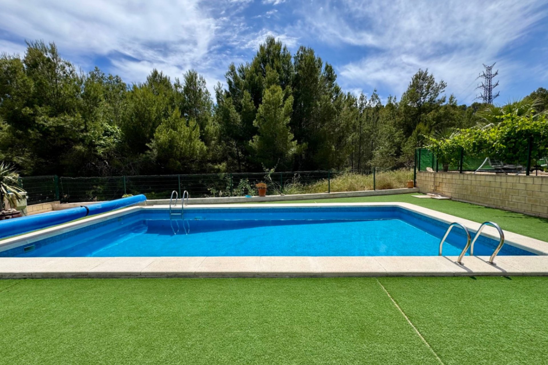 Herverkoop - Villa -
La Nucía - La Alberca