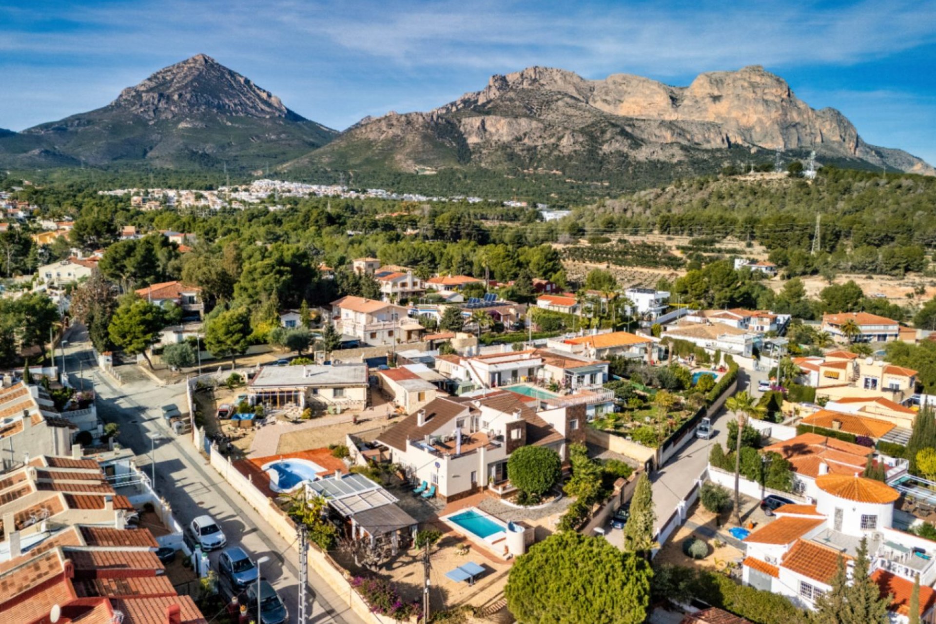 Herverkoop - Villa -
La Nucía - Montebello - Nou Espai