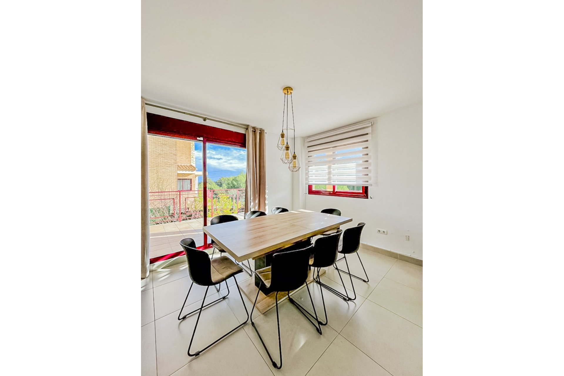 Herverkoop - Villa -
La Nucía - Montebello - Nou Espai