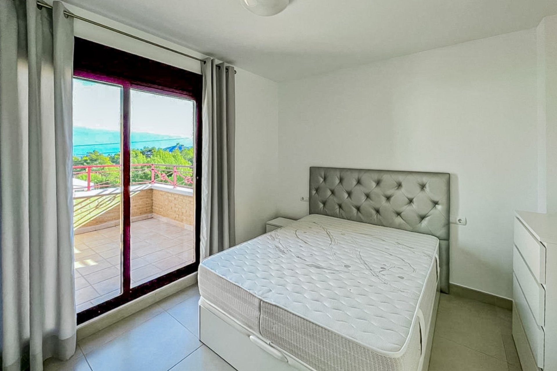 Herverkoop - Villa -
La Nucía - Montebello - Nou Espai