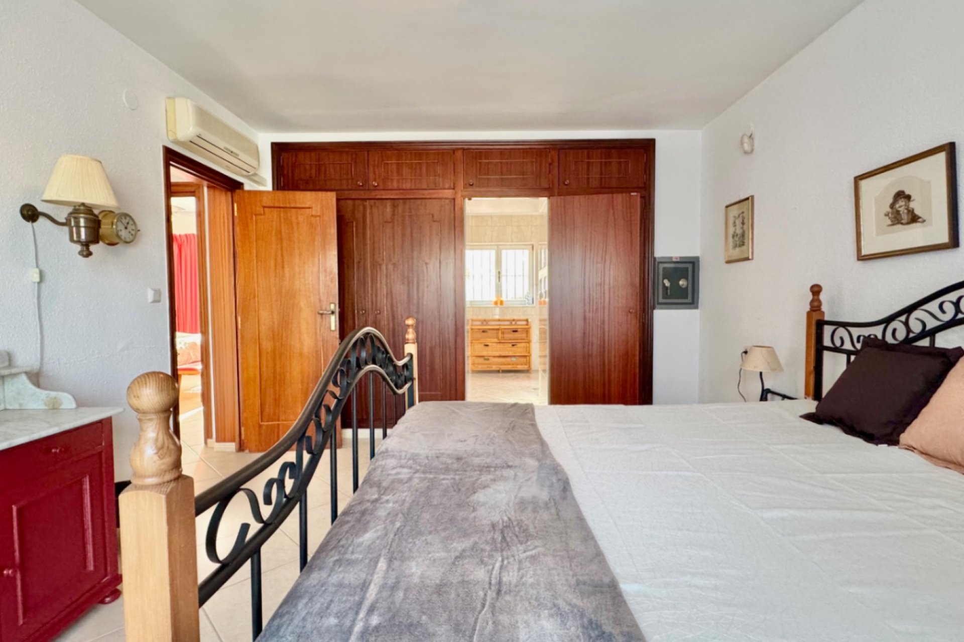 Herverkoop - Villa -
La Nucía