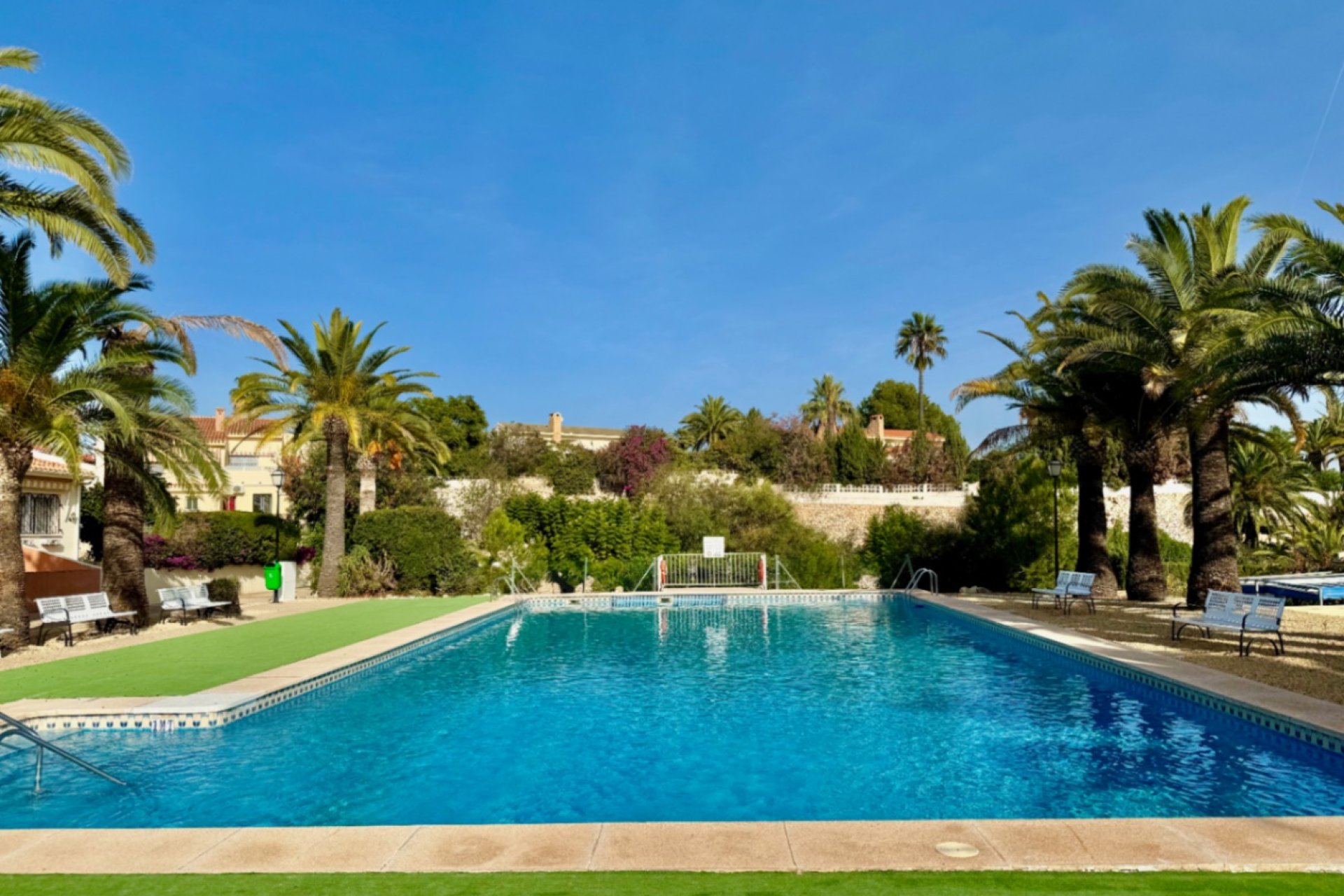Herverkoop - Villa -
La Nucía